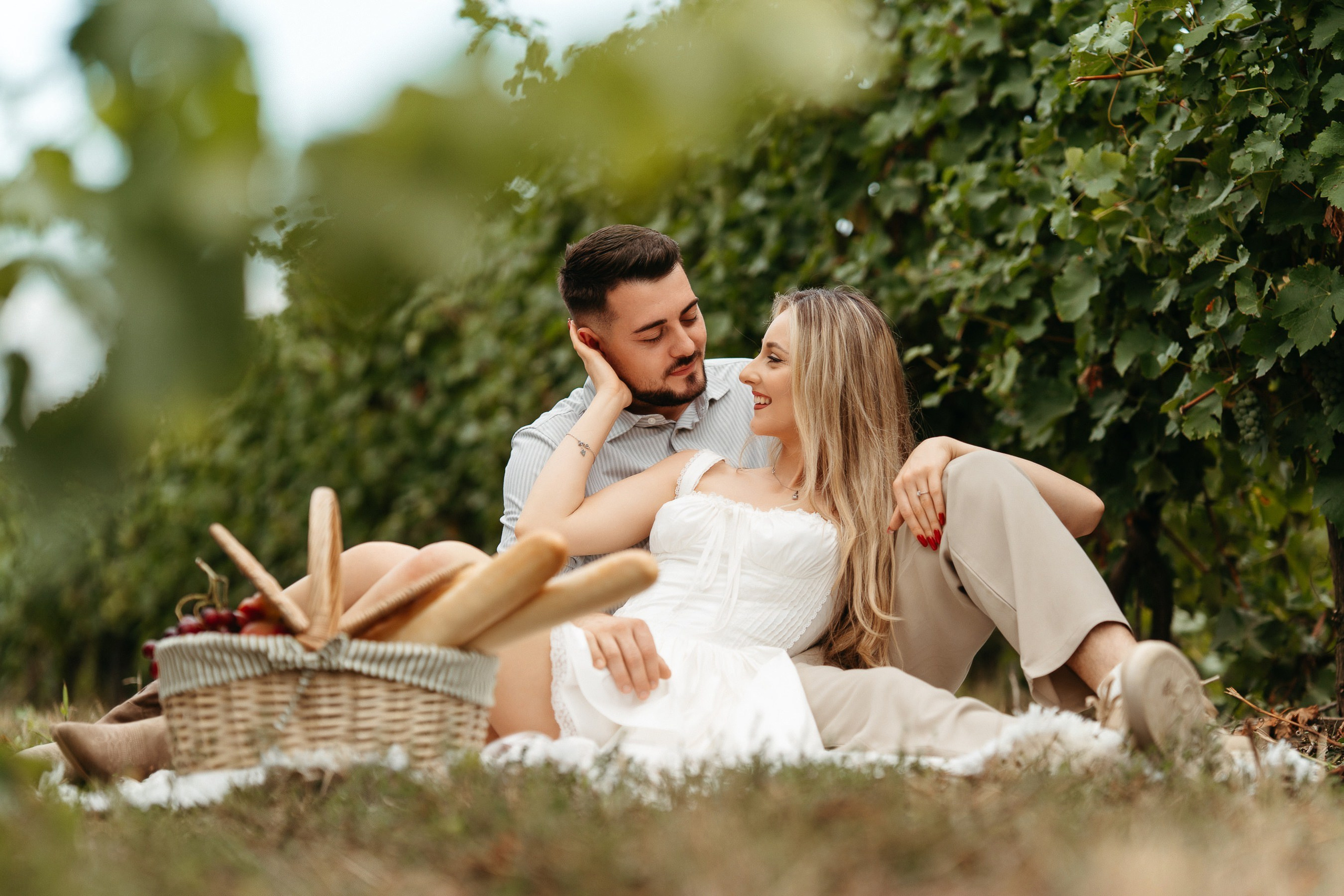 SaveTheDate - Maya&Leo. Fotograf profesionist in Iasi | Marian Matalica