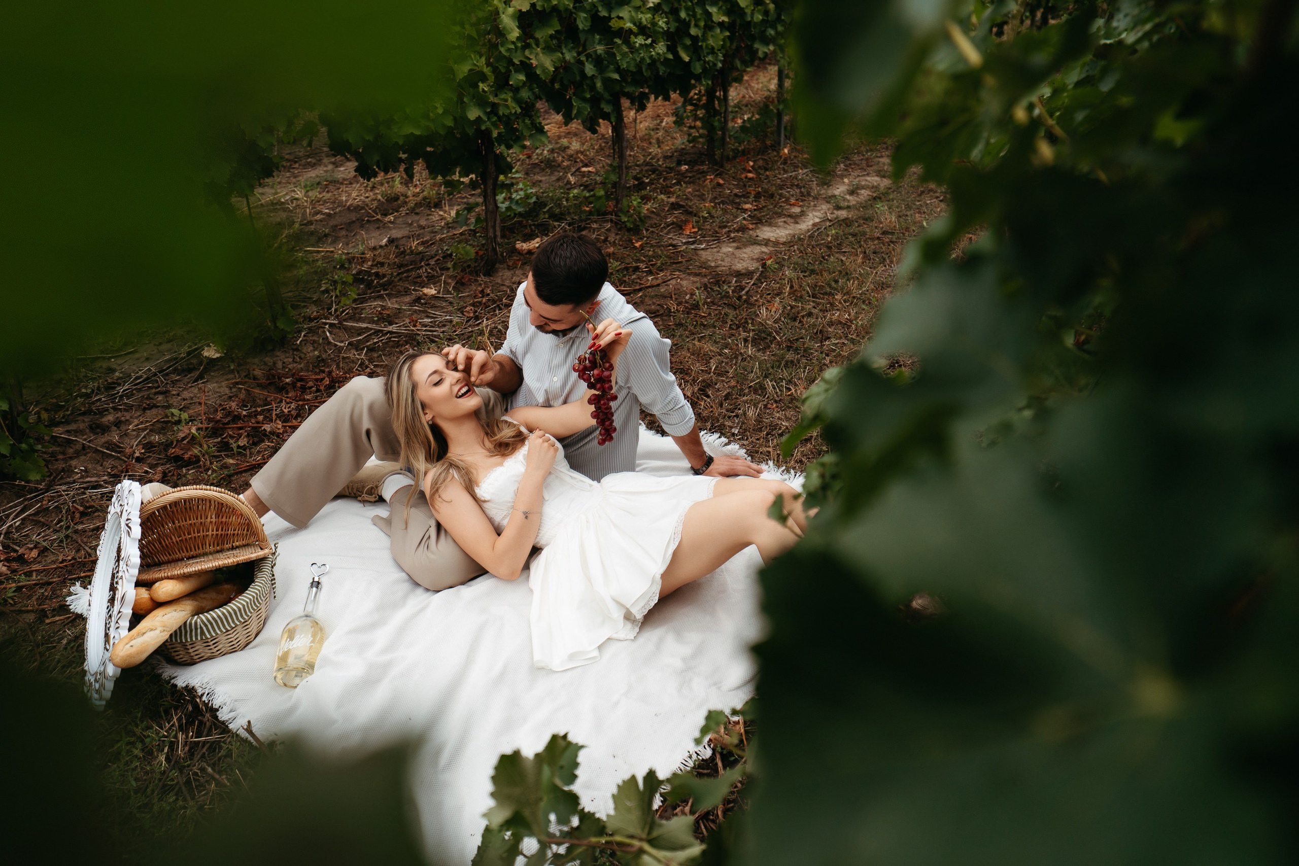 SaveTheDate - Maya&Leo. Fotograf profesionist in Iasi | Marian Matalica