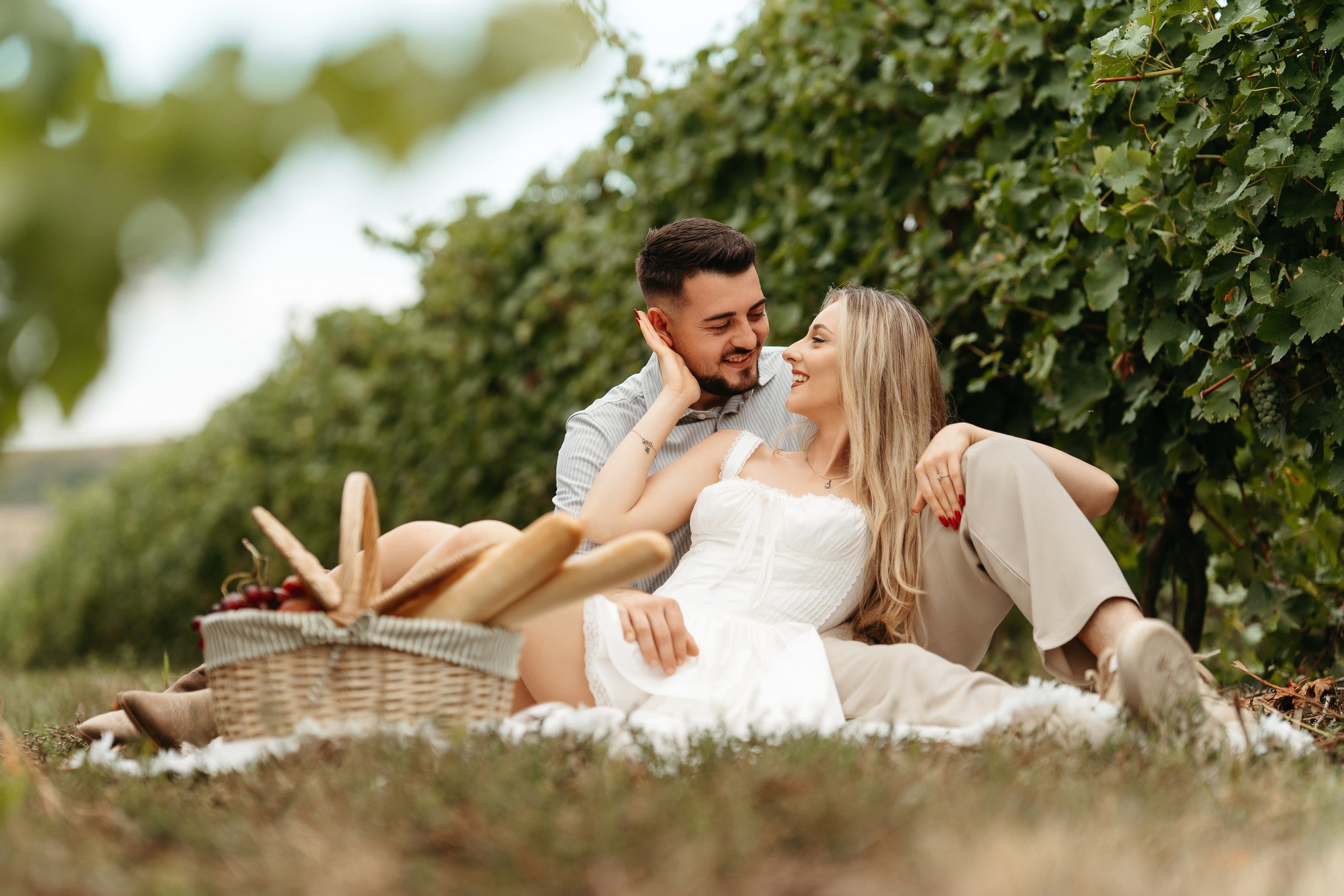 SaveTheDate - Maya&Leo. Fotograf profesionist in Iasi | Marian Matalica