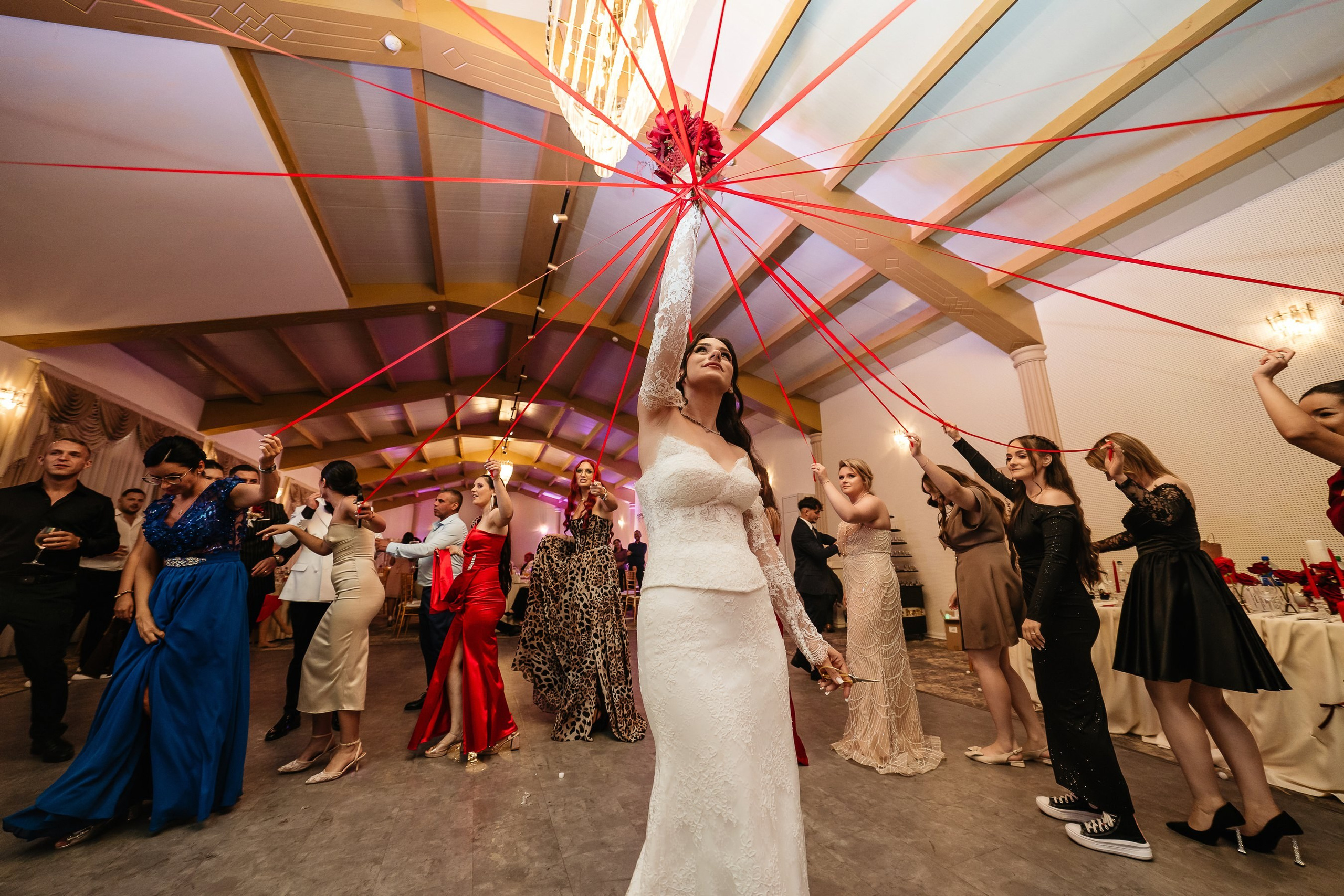 Nunta Alexandra & Robert. Fotograf profesionist in Iasi | Marian Matalica