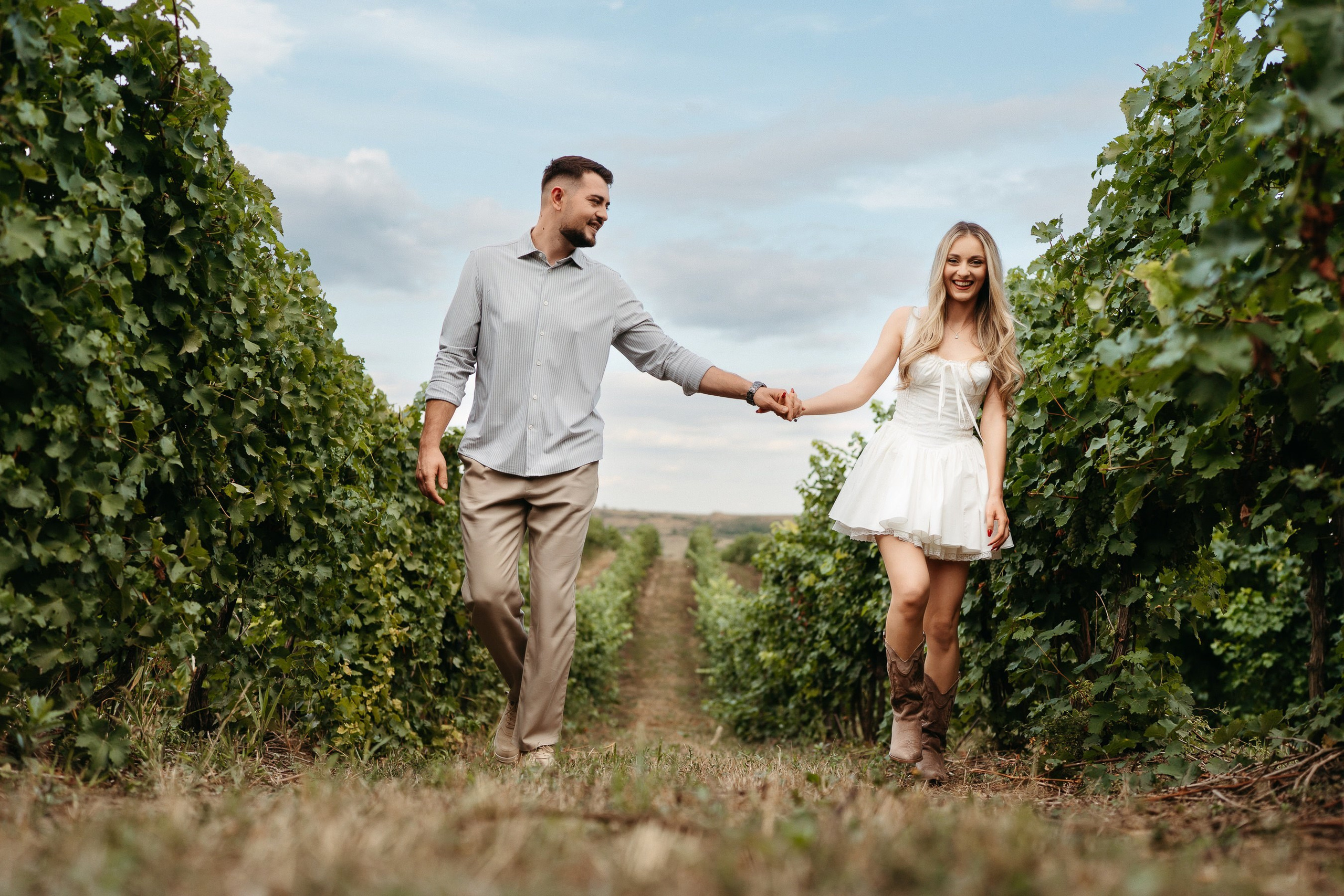 SaveTheDate - Maya&Leo. Fotograf profesionist in Iasi | Marian Matalica