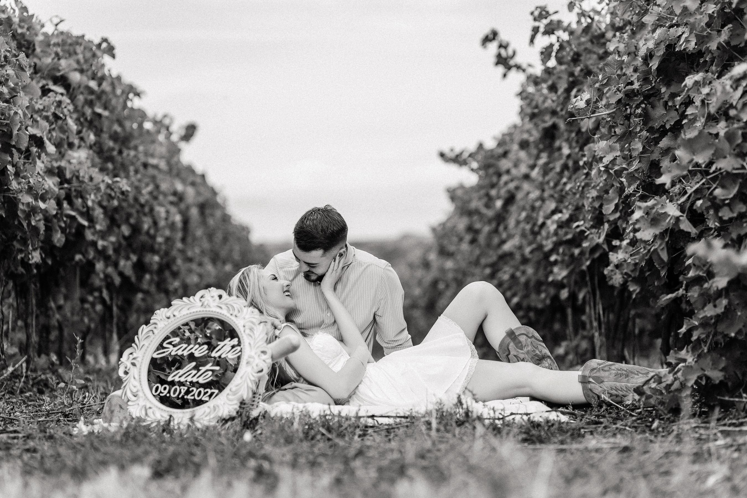 SaveTheDate - Maya&Leo. Fotograf profesionist in Iasi | Marian Matalica