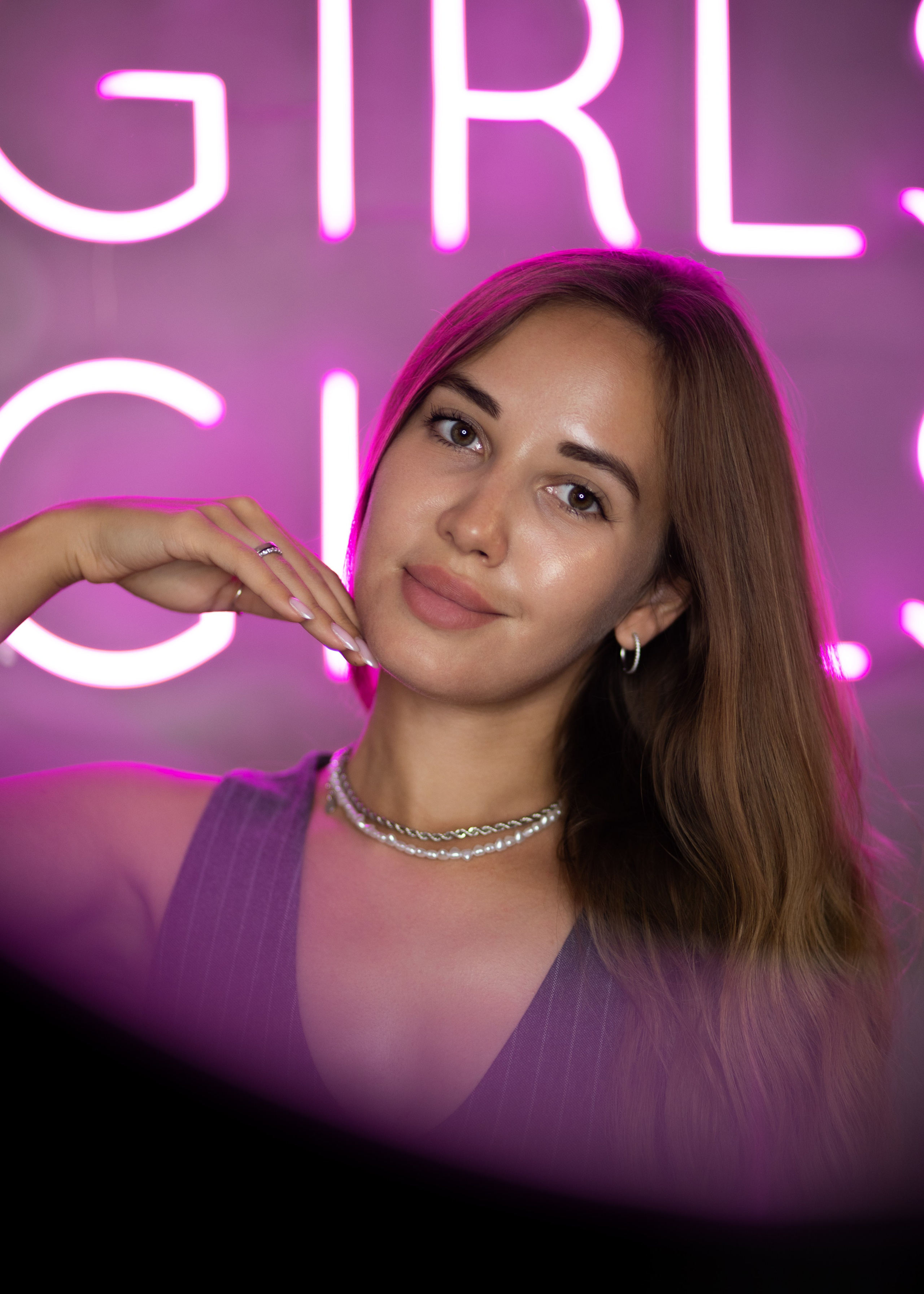 G-spot CPH (beauty salon). Professional wedding photographer in Copenhagen, Denmark — Julia Byron