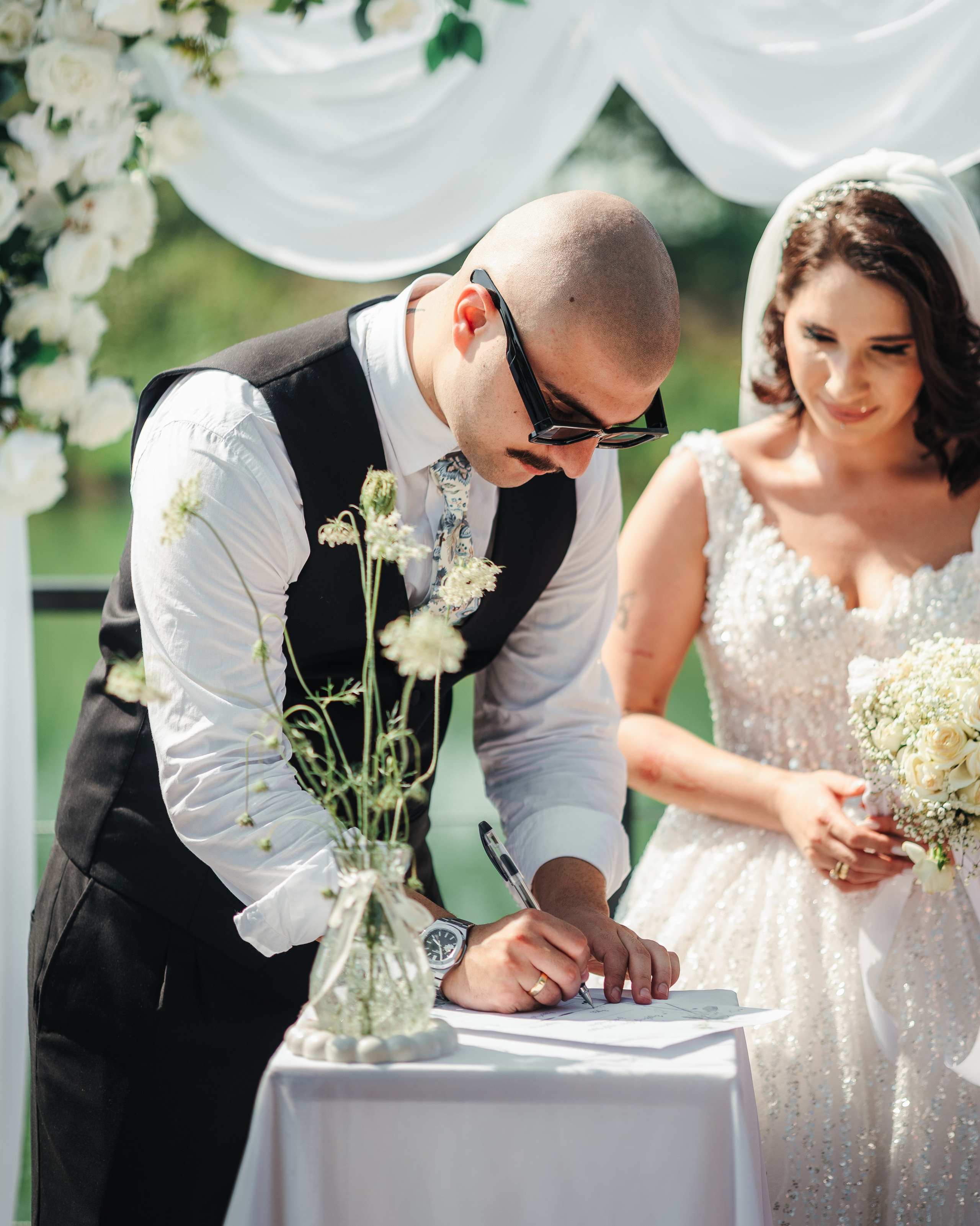 Nikusha & Tato. Bspander