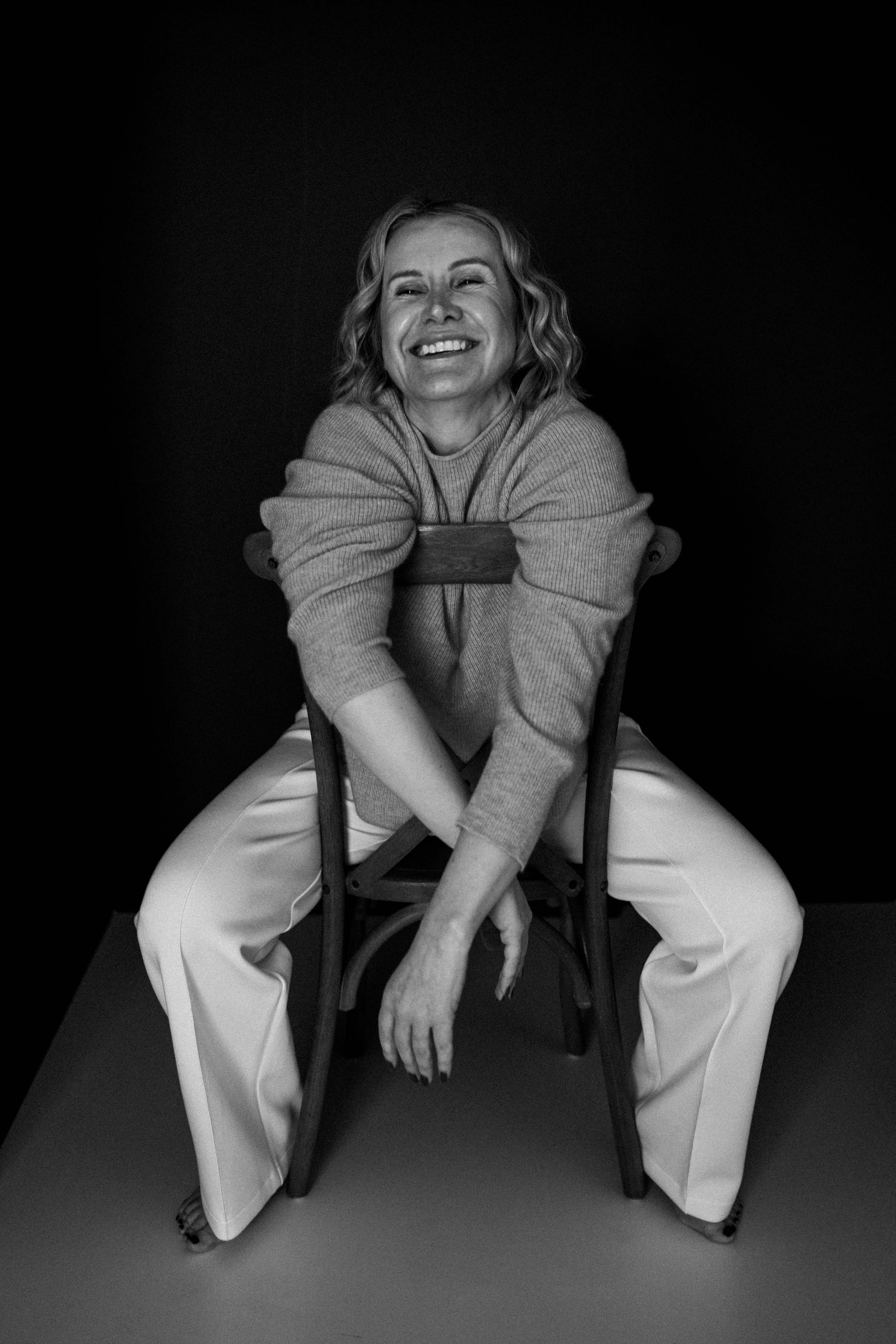 D. Rawnoir- Portrait photography by Daria Paliy.Timeless black&white portraits of women in NYC area