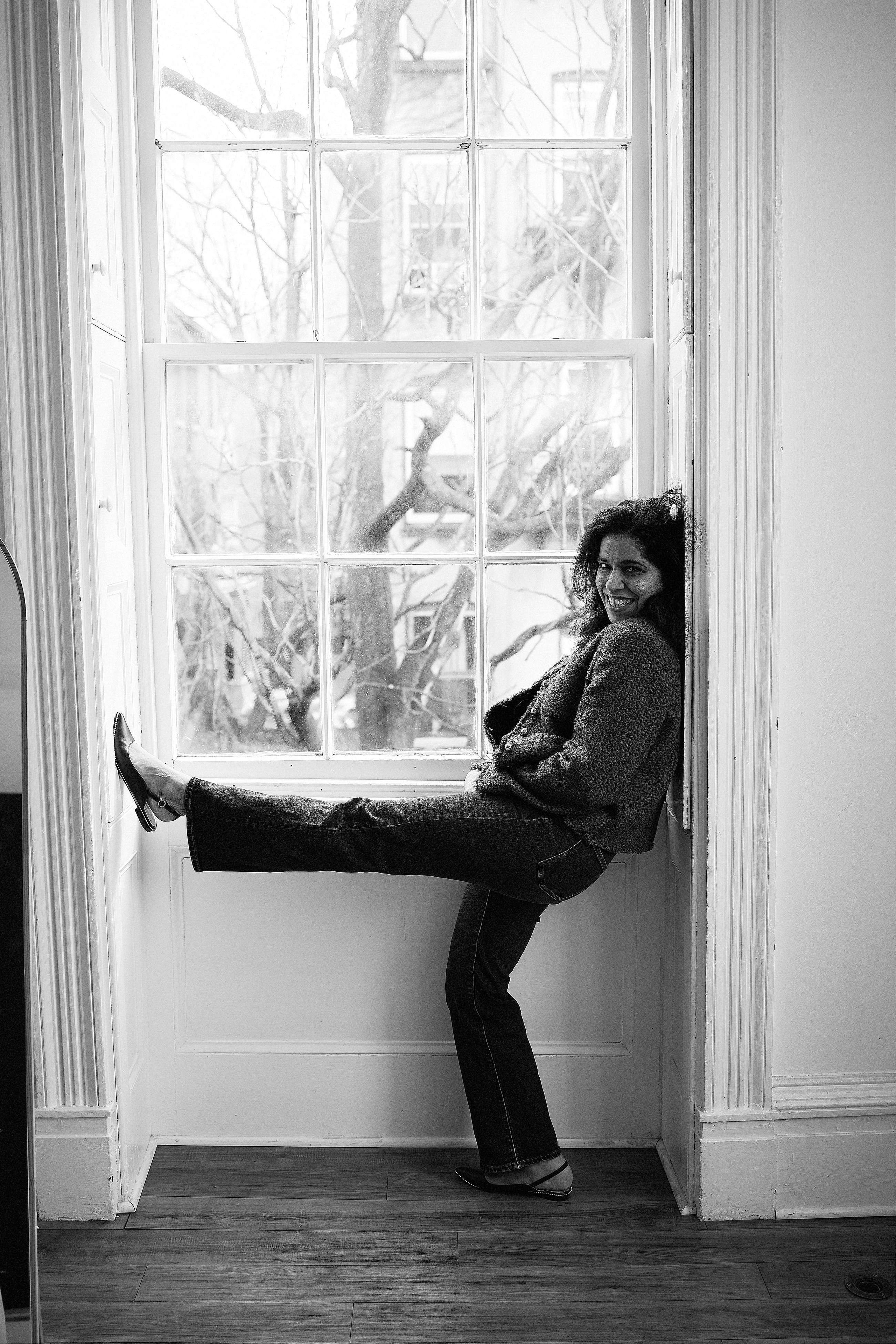 S. Rawnoir- Portrait photography by Daria Paliy.Timeless black&white portraits of women in NYC area