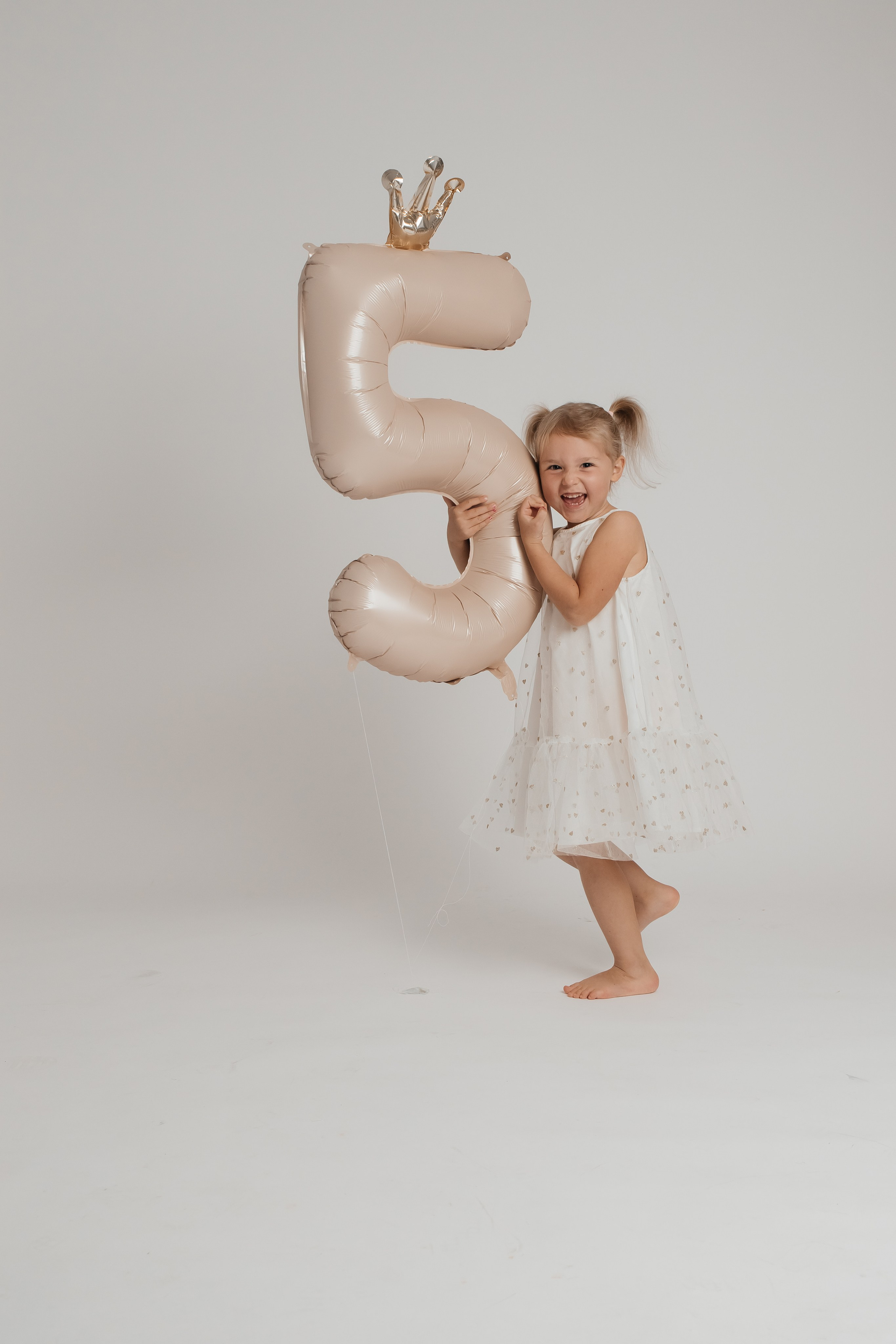 Kindershooting im Studio. Fotografin Heidenheim / Newborn, Babybauch & Familie - Nadine Schmalz