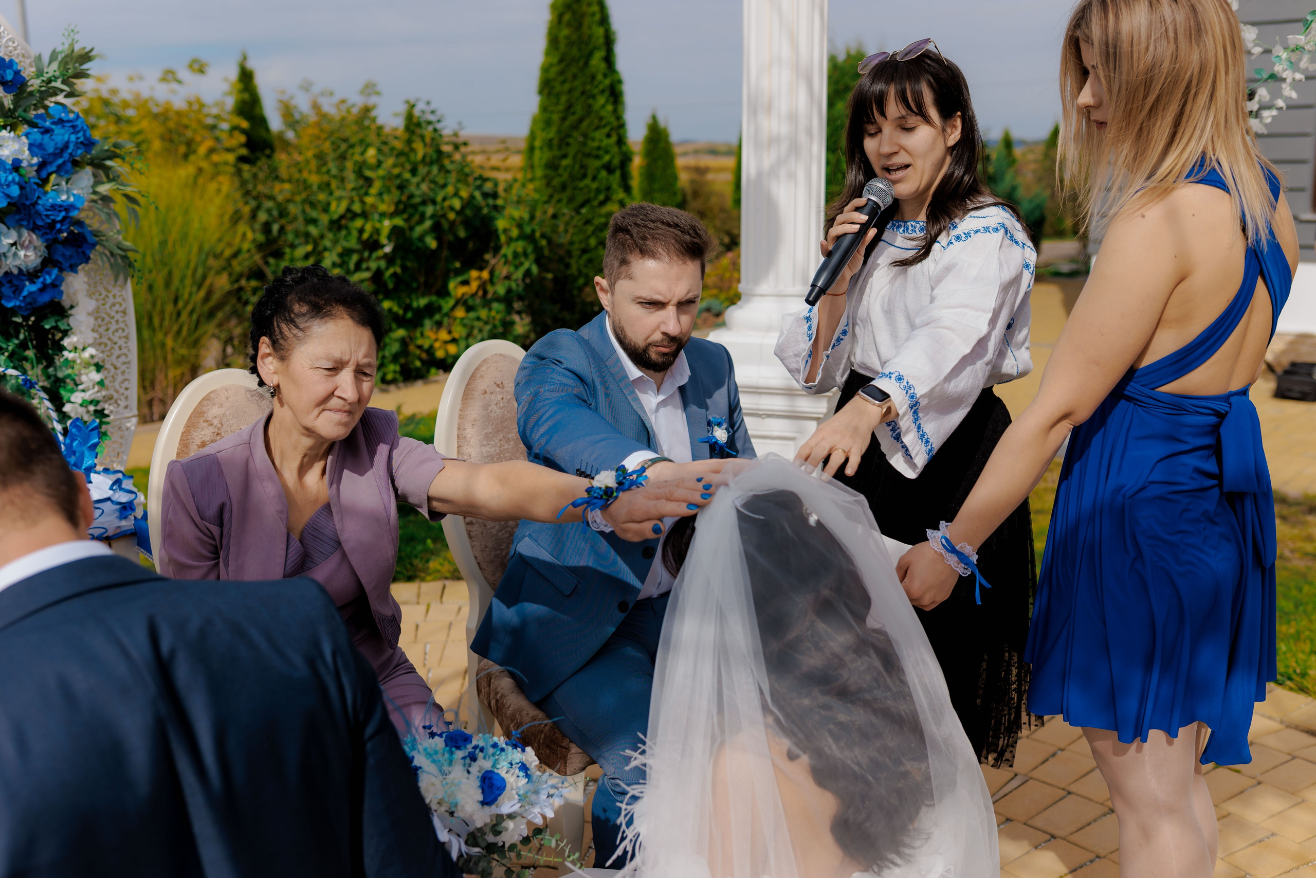 Loredana & Emilian – Ziua Nunții | Videografie - fotografie Botez Suceava, Iași, Botoșani. Servicii foto-video profesionale, pentru momente de neuitat