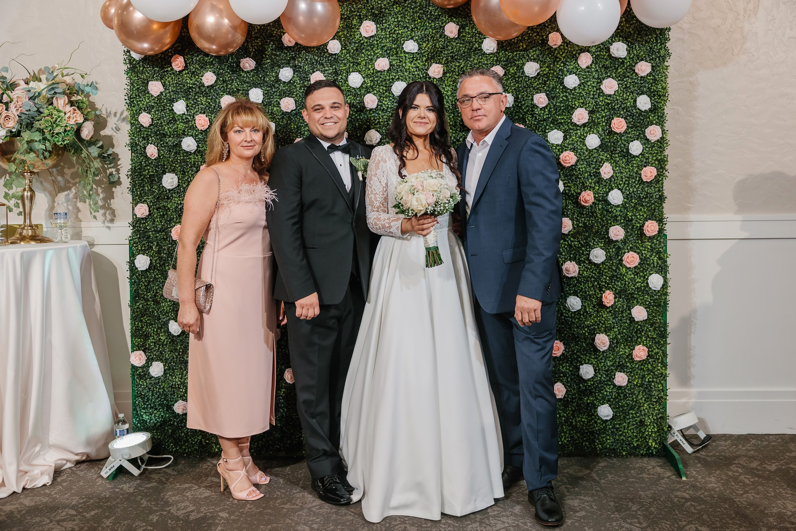 31.08.2024 Wedding. Wedding family event photographer in Chicago Nick Yushevich