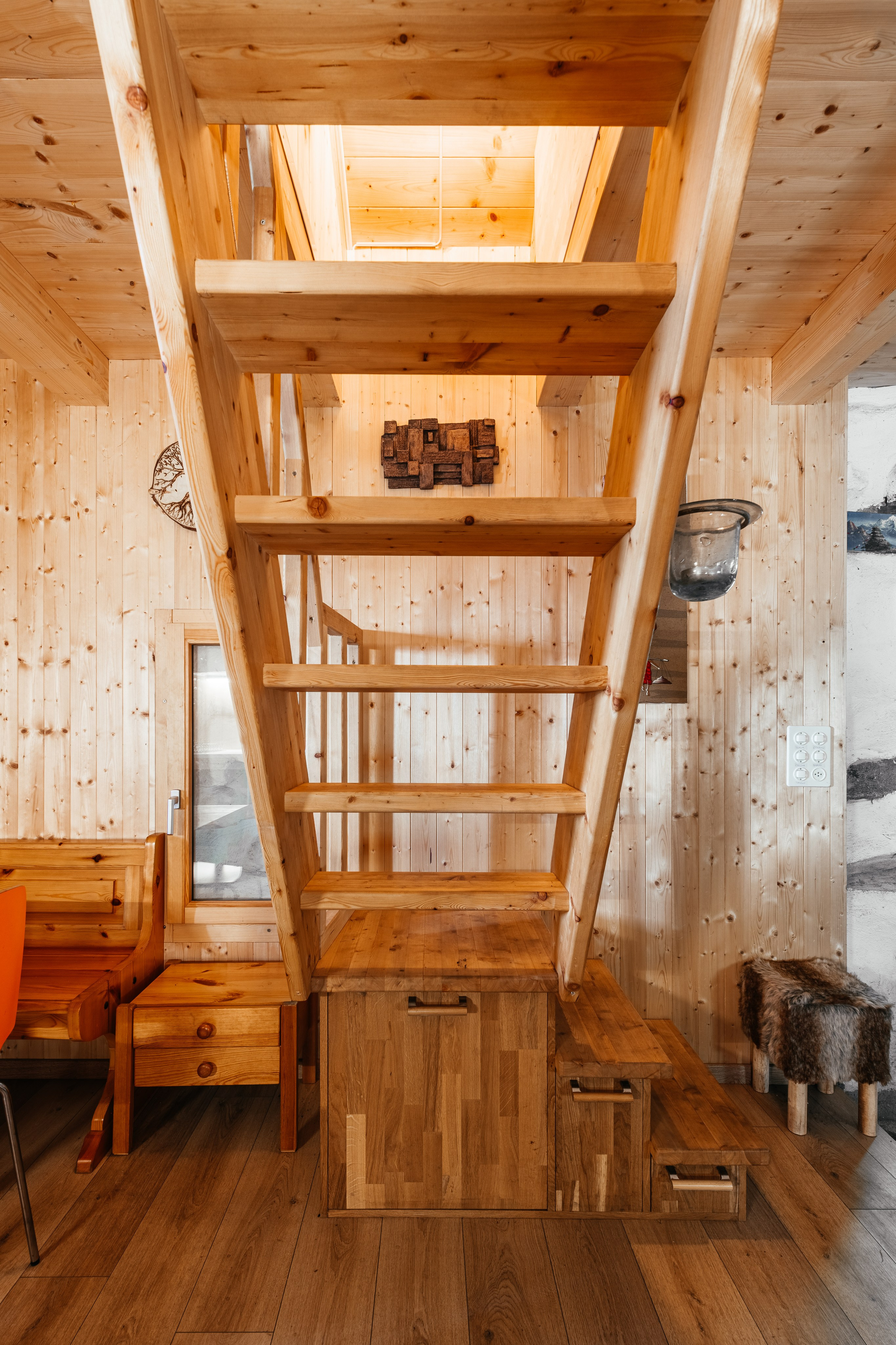 Rustico, VAL RESA, TICINO. Hallo! Ich bin Elena und arbeite als Immobilienfotografin