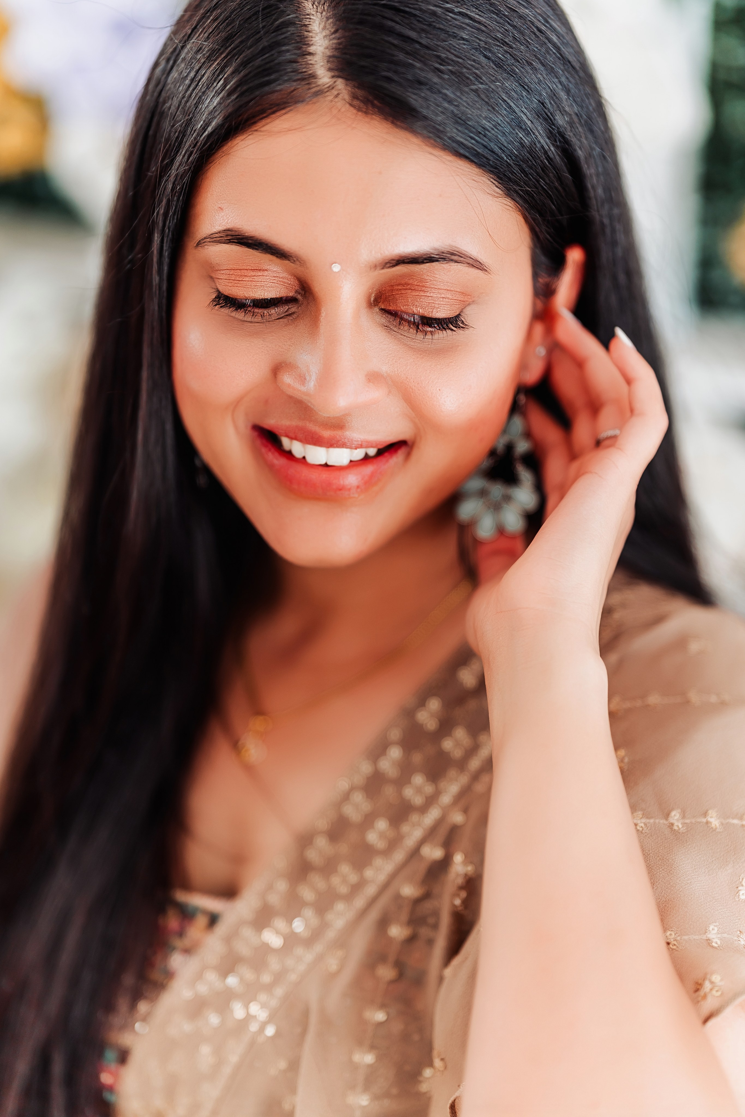 Darshil & Shailja. Wedding Photographer & Cinematographer studios