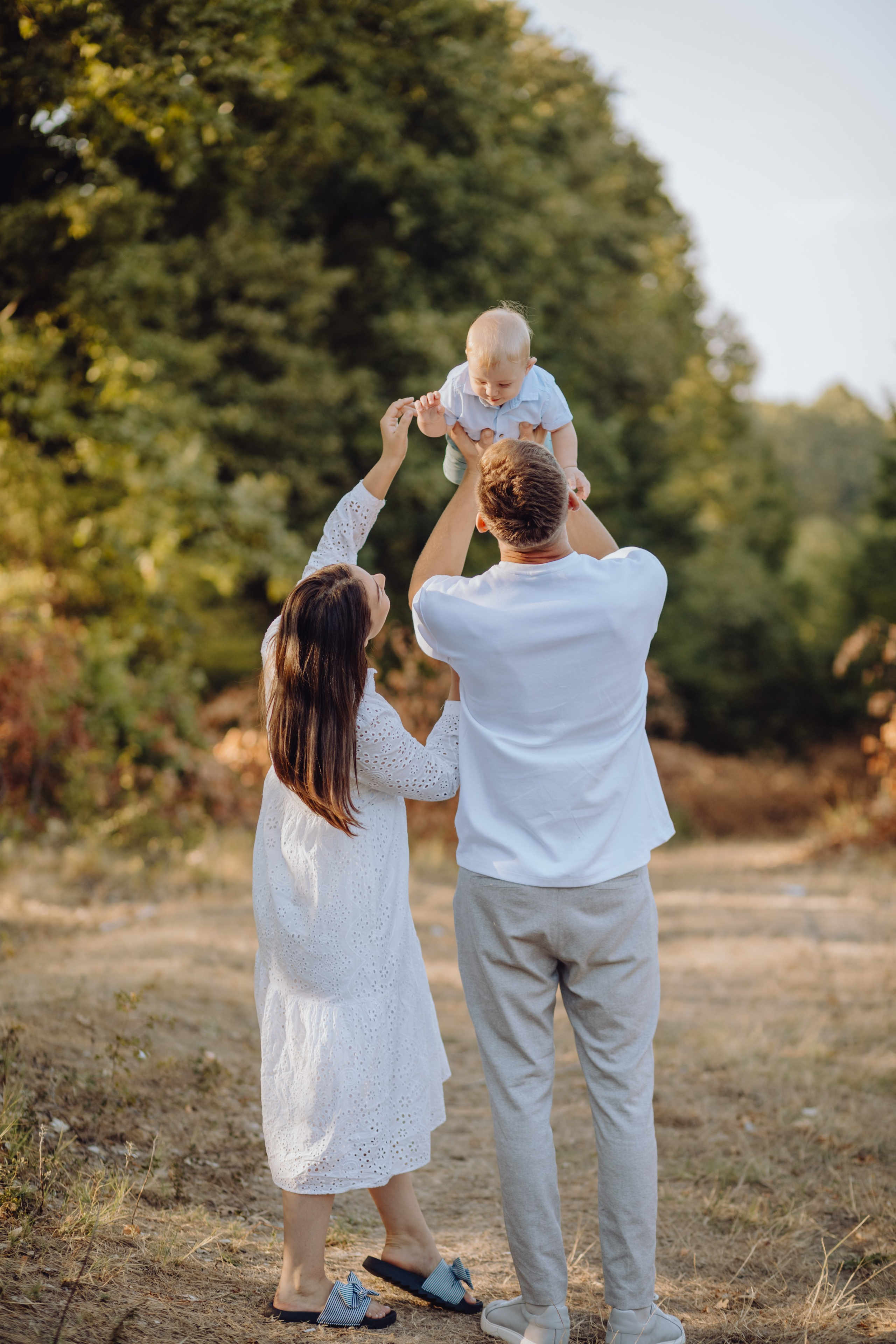 Beni & Adina. Wedding & couple photographer from Romania Rut Vetan