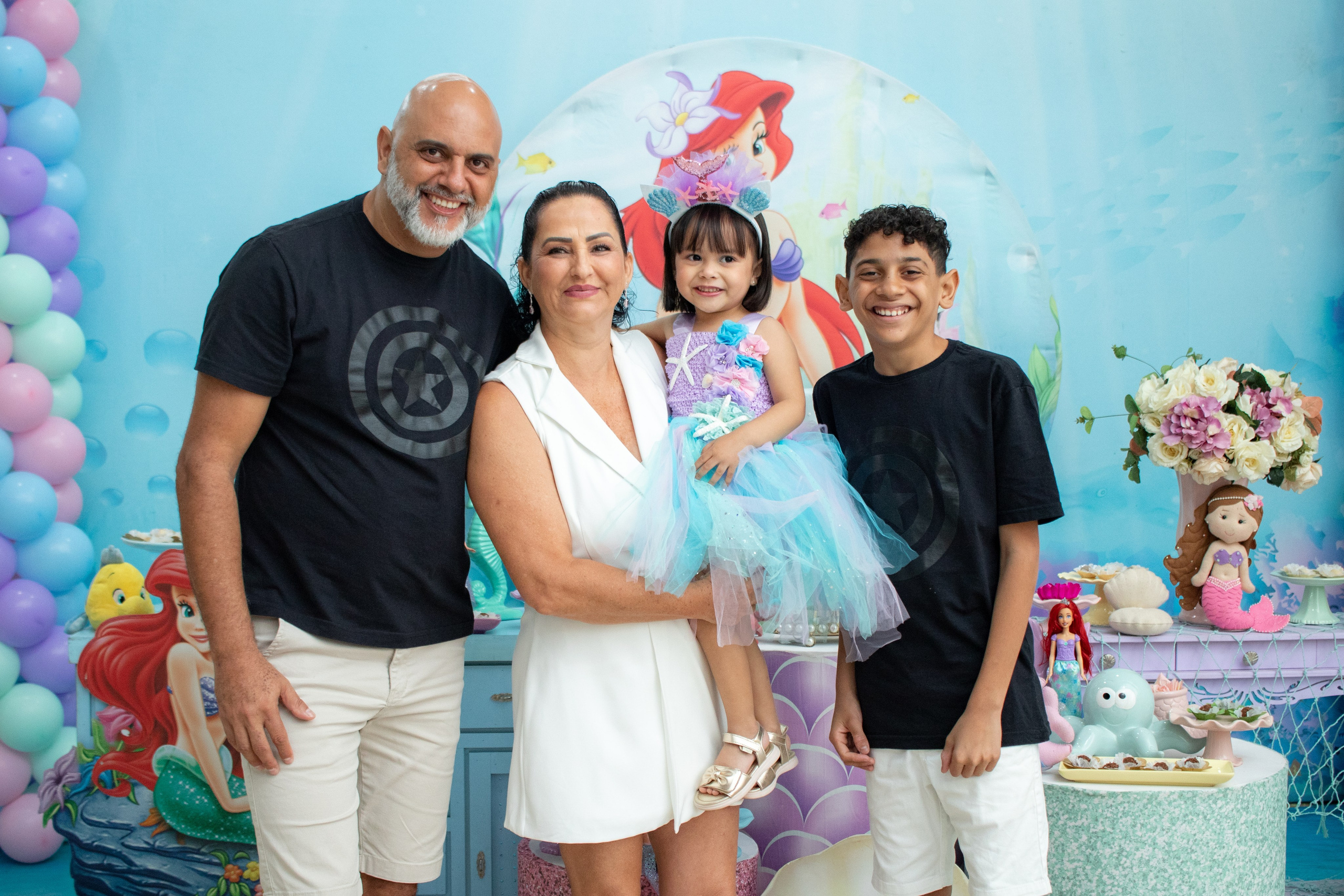 Alice — Aniversário 4 anos. Principal