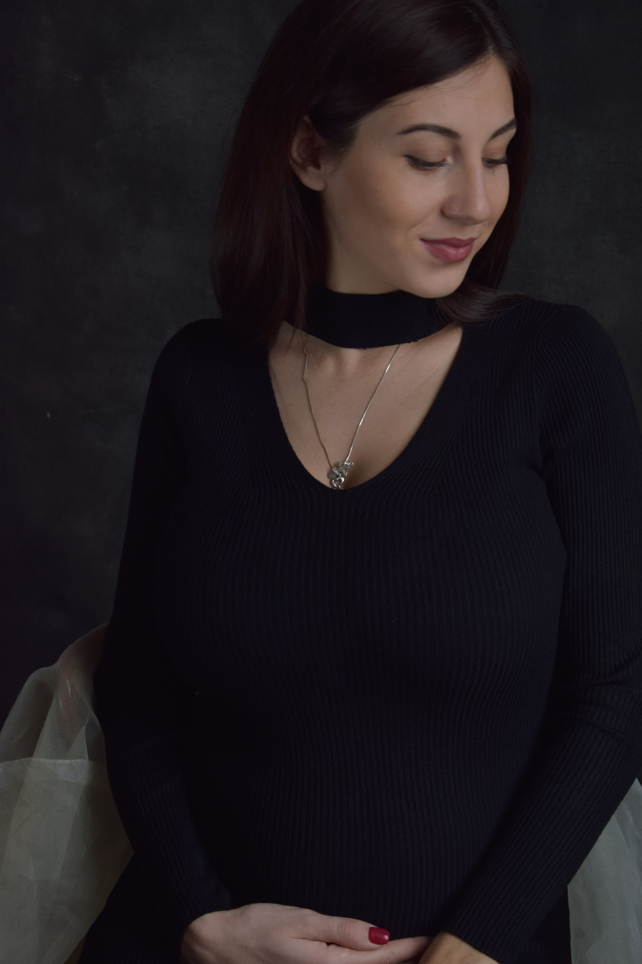 Maternity photoshoot (Studio). Photographer Margarita Antonova in Naas, Co Kildare