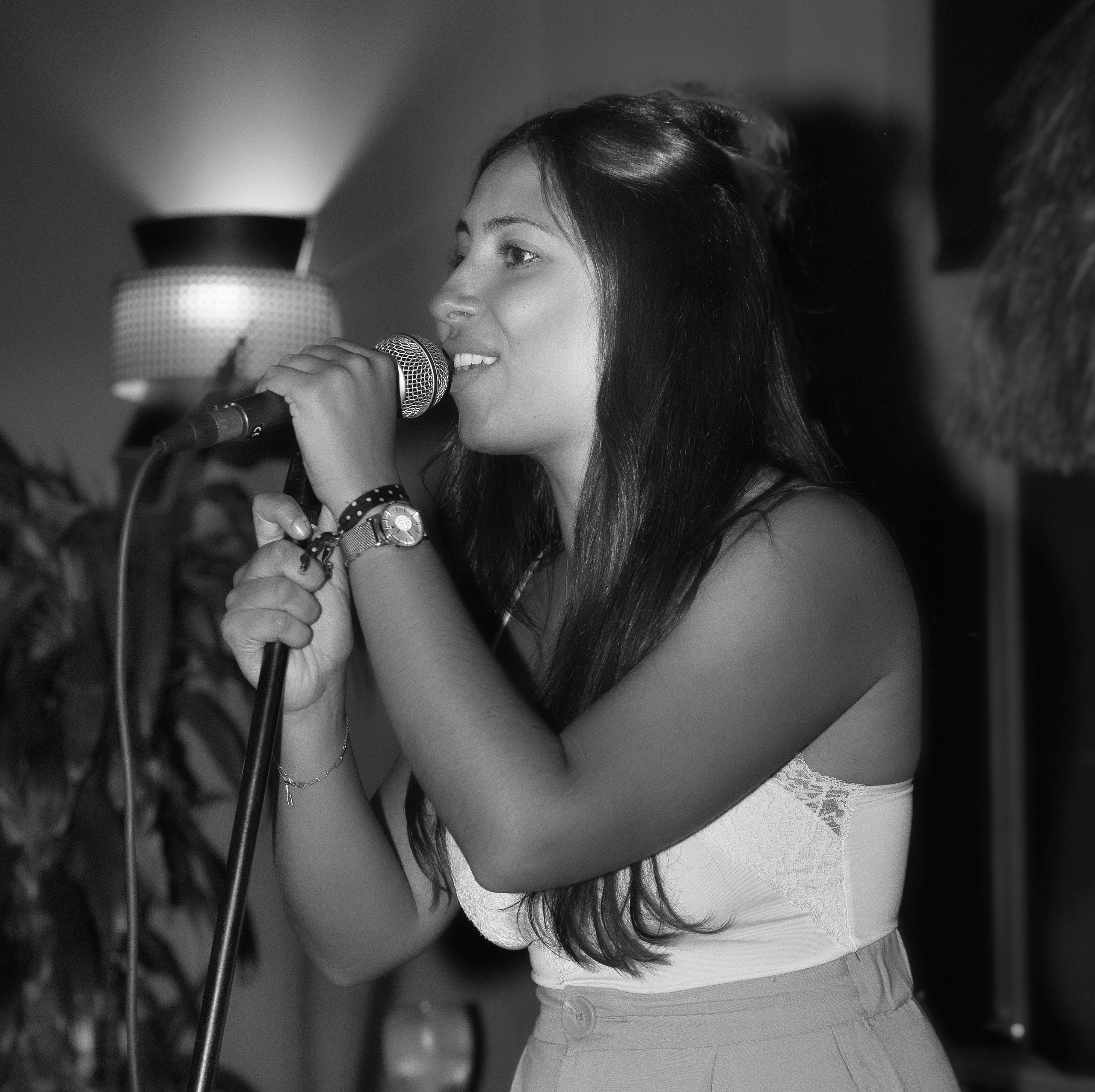 Fotografía de discoteca en Córdoba con música y diversión garantizada.