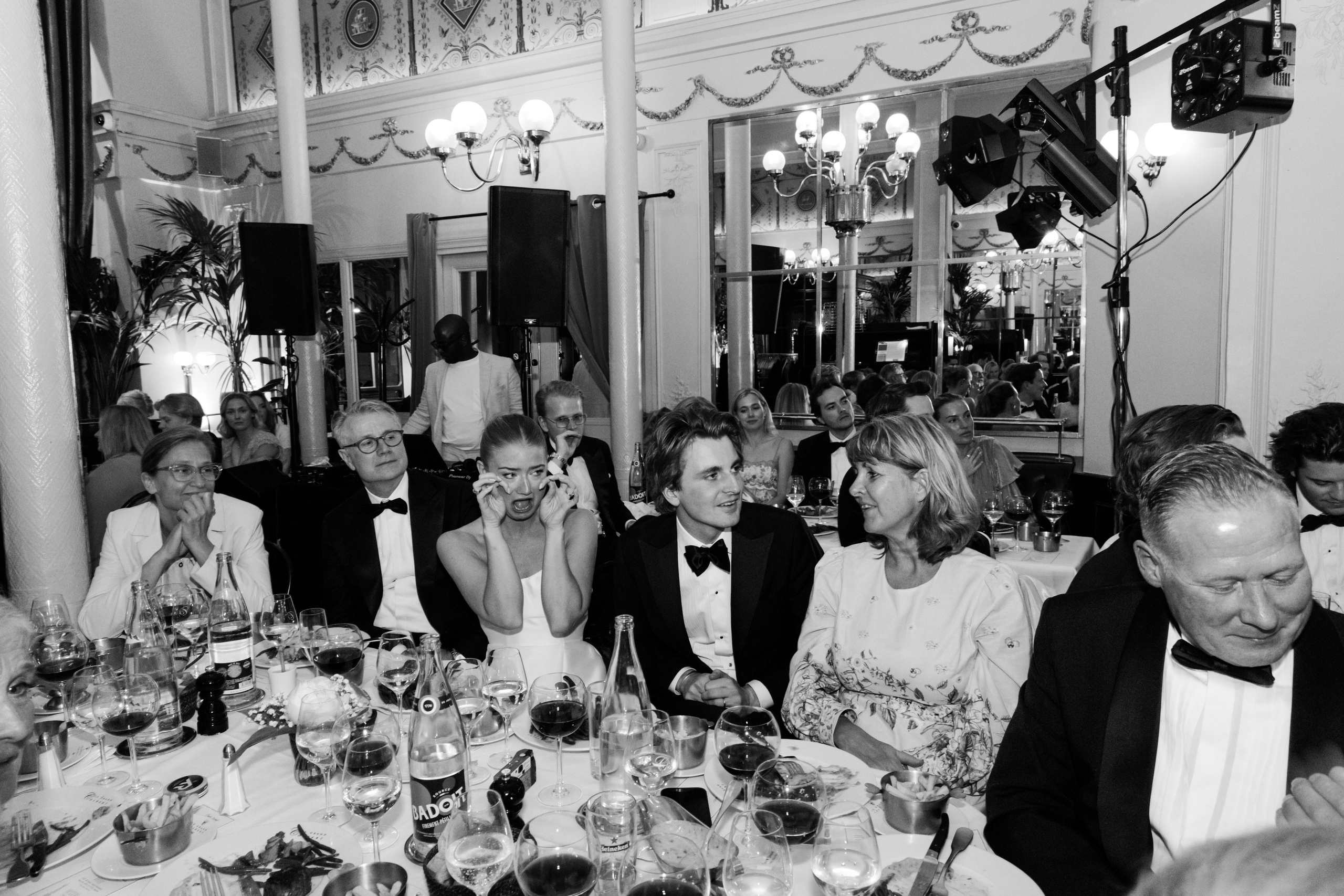 Clara & Douglas | Wedding Photography in Paris. Paris Wedding Photographer