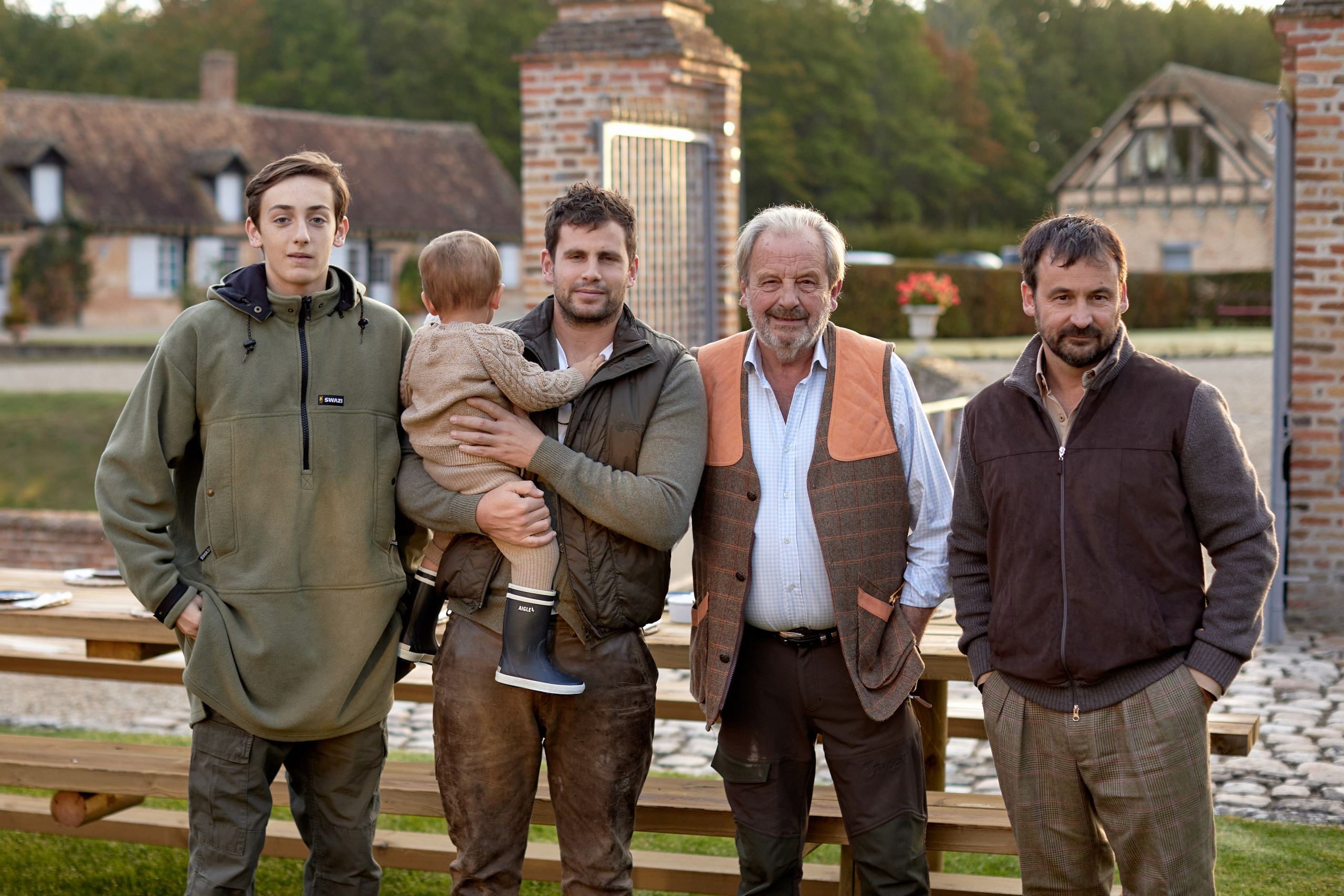 Hunting in France. Amazing photo session at a time convenient for you. Y