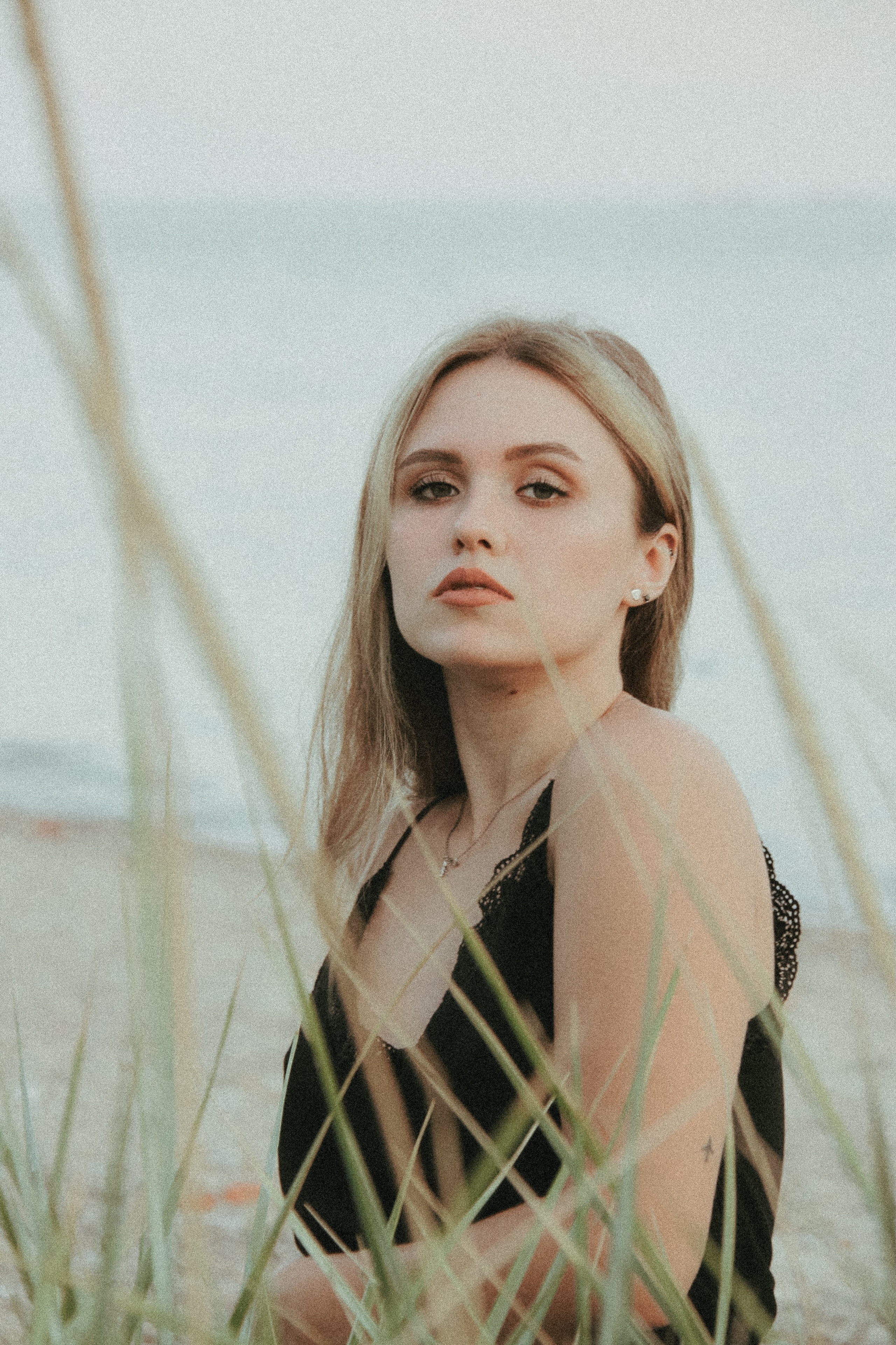 Dasha / sea walk. Photographer in Gothenburg Aleksandra Stroganova