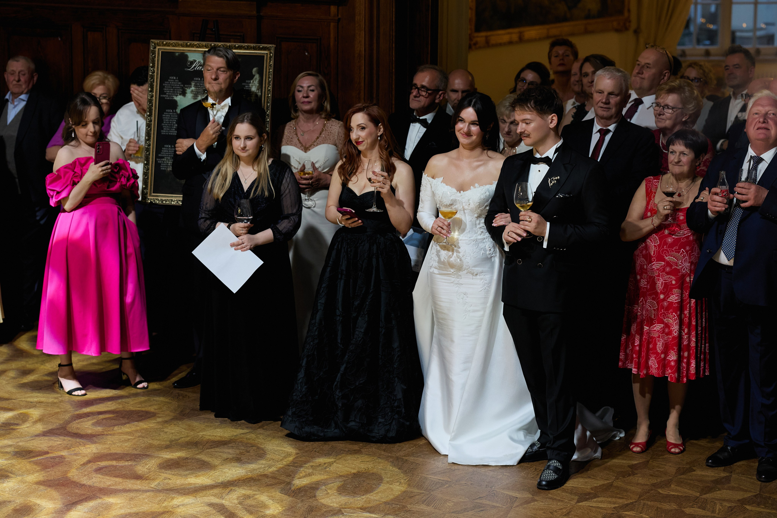 Wiktoria & Kacper. Pałac Goetz. Fotograf ślubny i rodzinny w Krakowie Yana Klymova