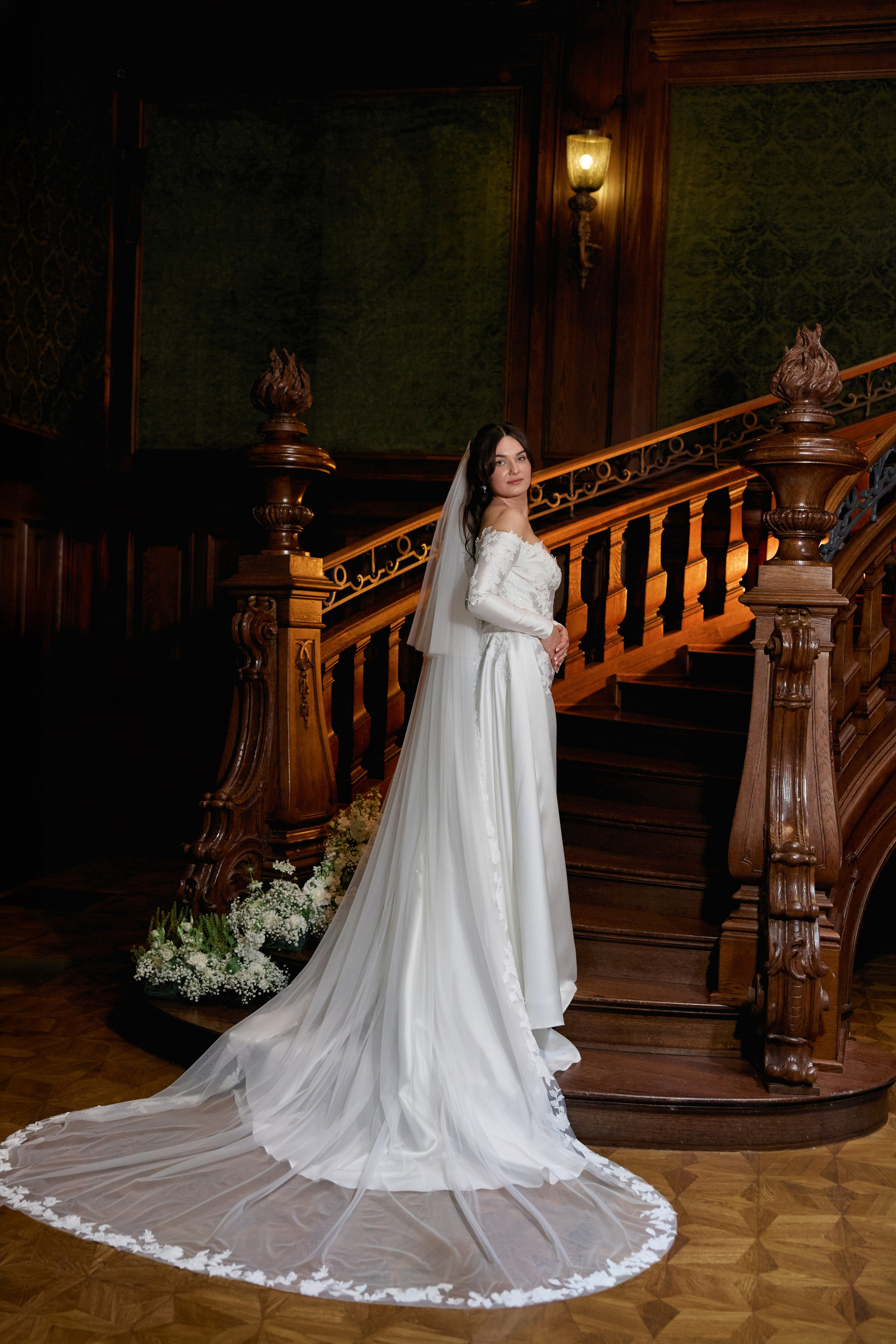 Wiktoria & Kacper. Pałac Goetz. Fotograf ślubny i rodzinny w Krakowie Yana Klymova