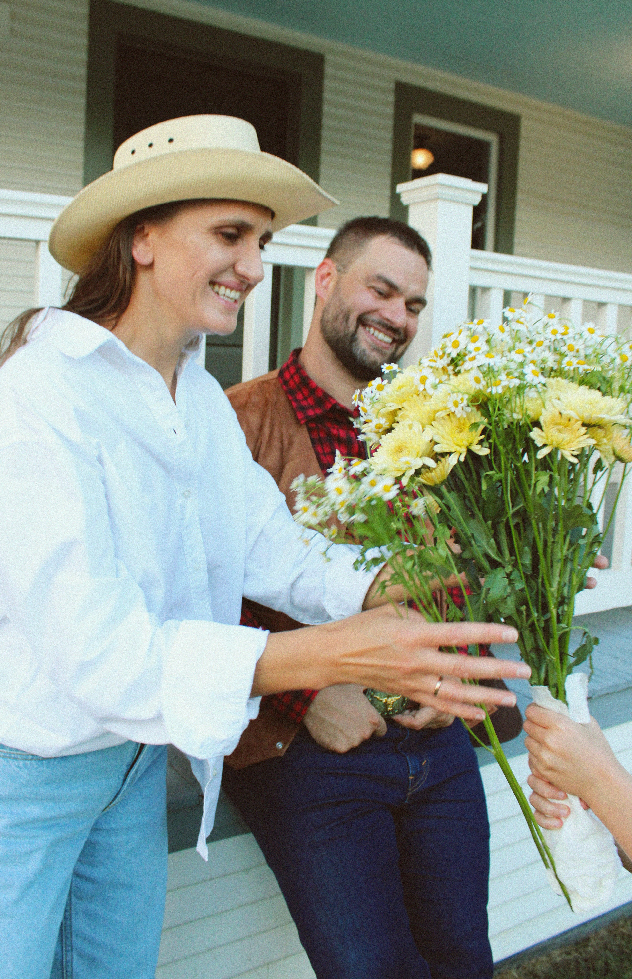 Texas Countryside Family Photoshoot in Cowboy Style. Lana Petrychenko — Portrait & Family Photographer. Valencia, Spain
