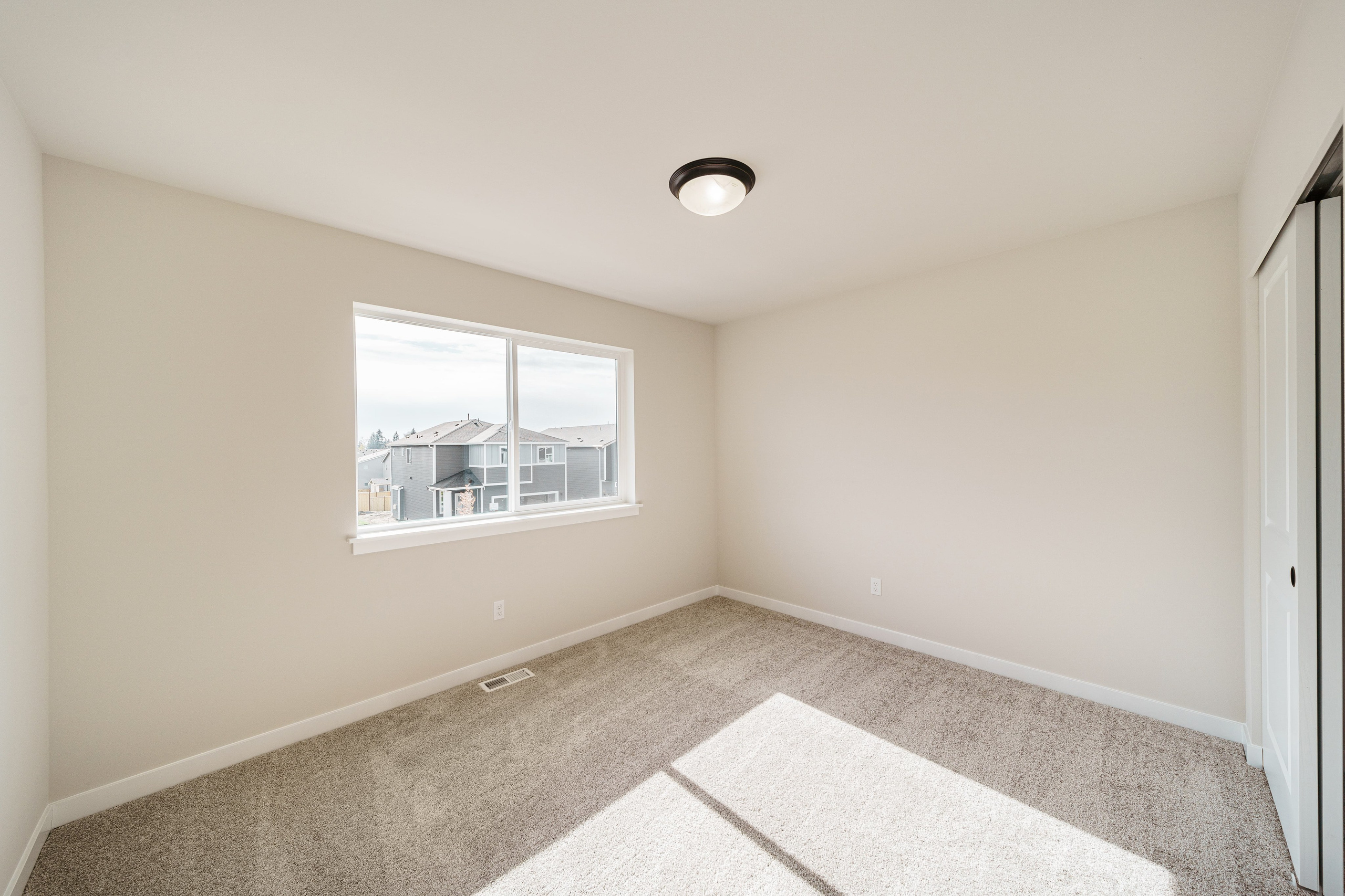 Real Estate photography. Washington state. EVAN ARISTOV WEDDING PHOTOGRAPHY — Seattle Wedding Photographer