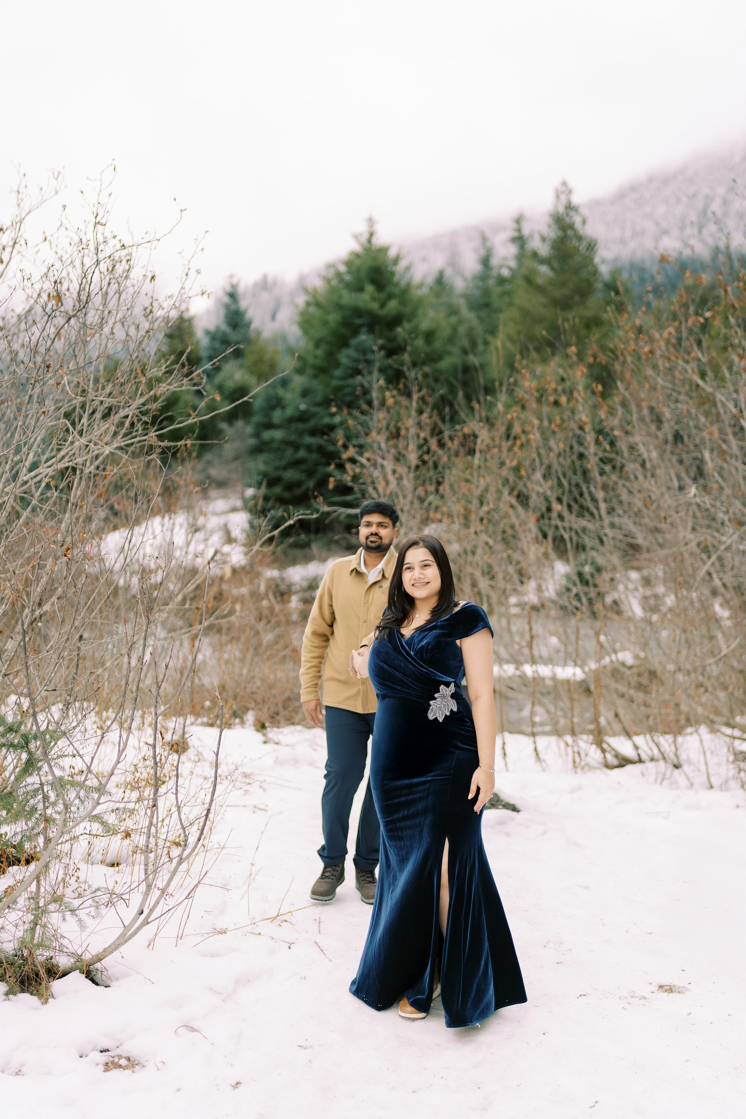 Engagement photoshoot. Date & TJ. Gold Creek Pond. December 2024. EVAN ARISTOV WEDDING PHOTOGRAPHY — Seattle Wedding Photographer