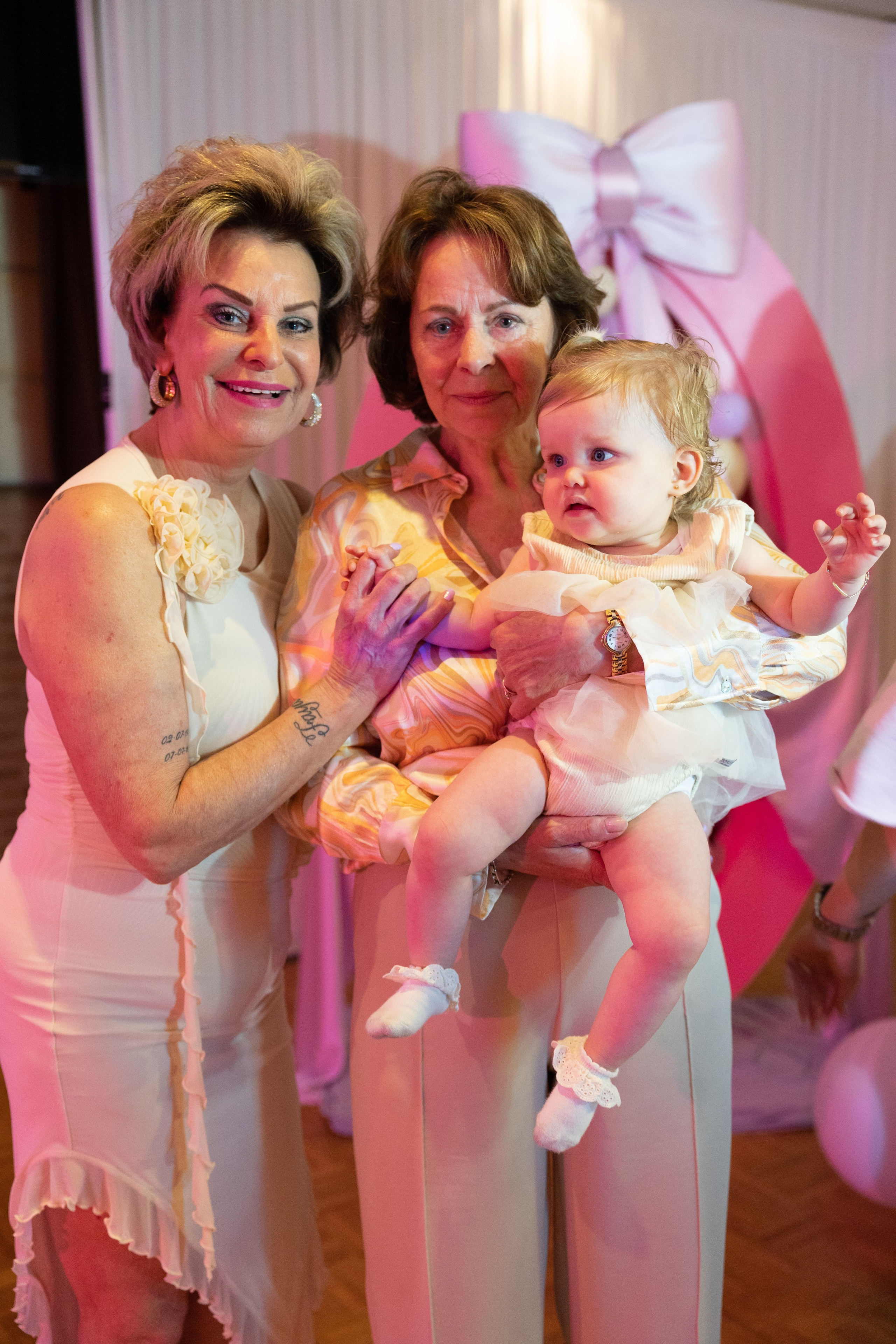 1 st Birthday. Portrait and Family Photographer in Netherlands