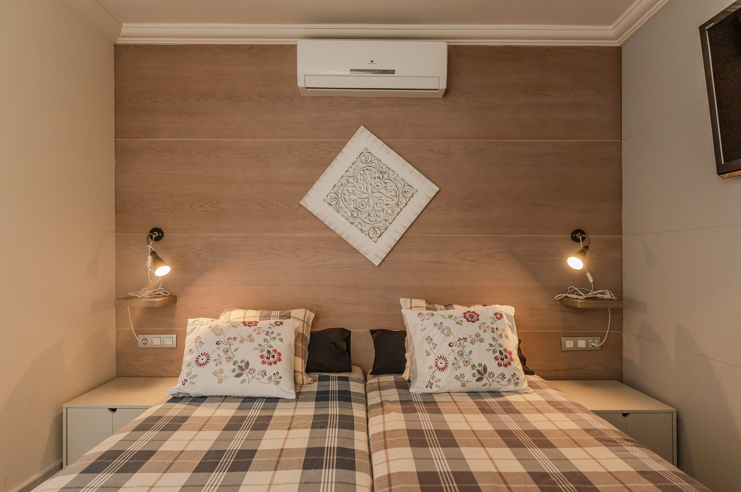 Interiores. Photographer, designer, contentmaker Ivan Batin