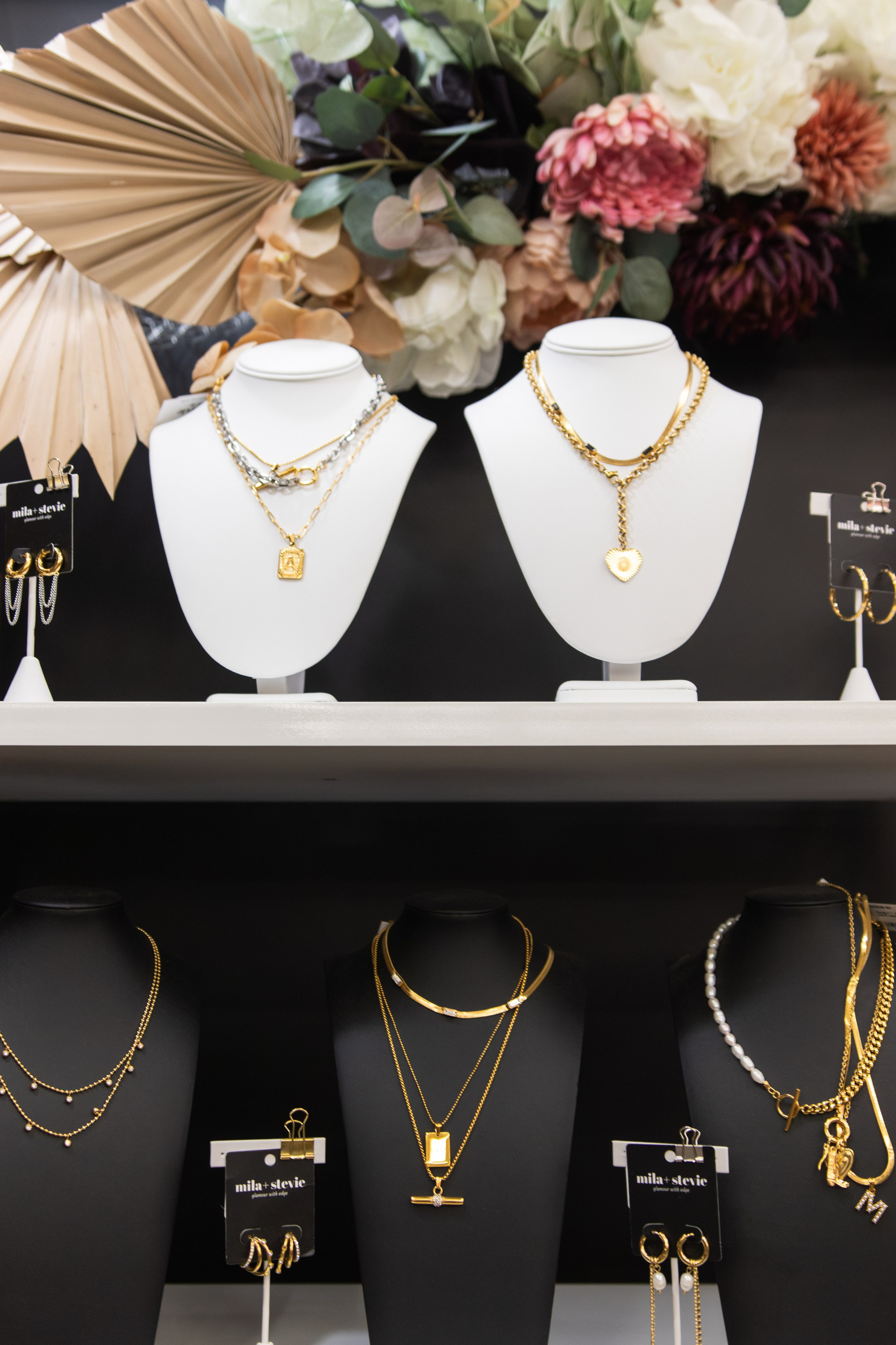 Painted Tree Boutiques Round Rock winter retail photoshoot collection