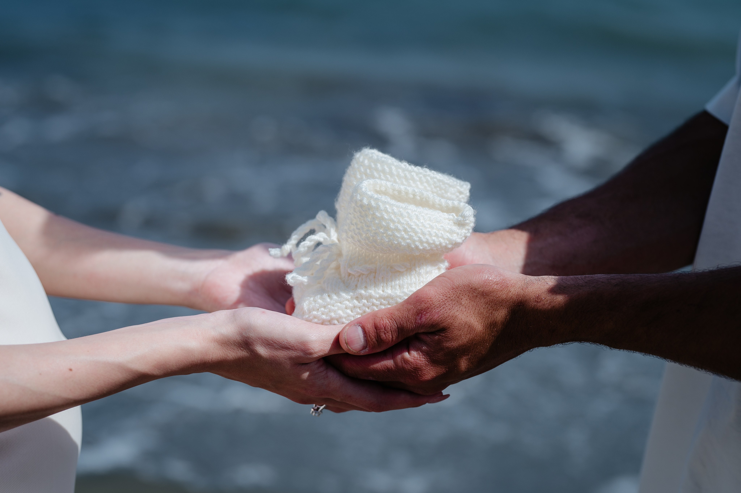 Maternity near the sea. AdrianOltean.wfolio.pro