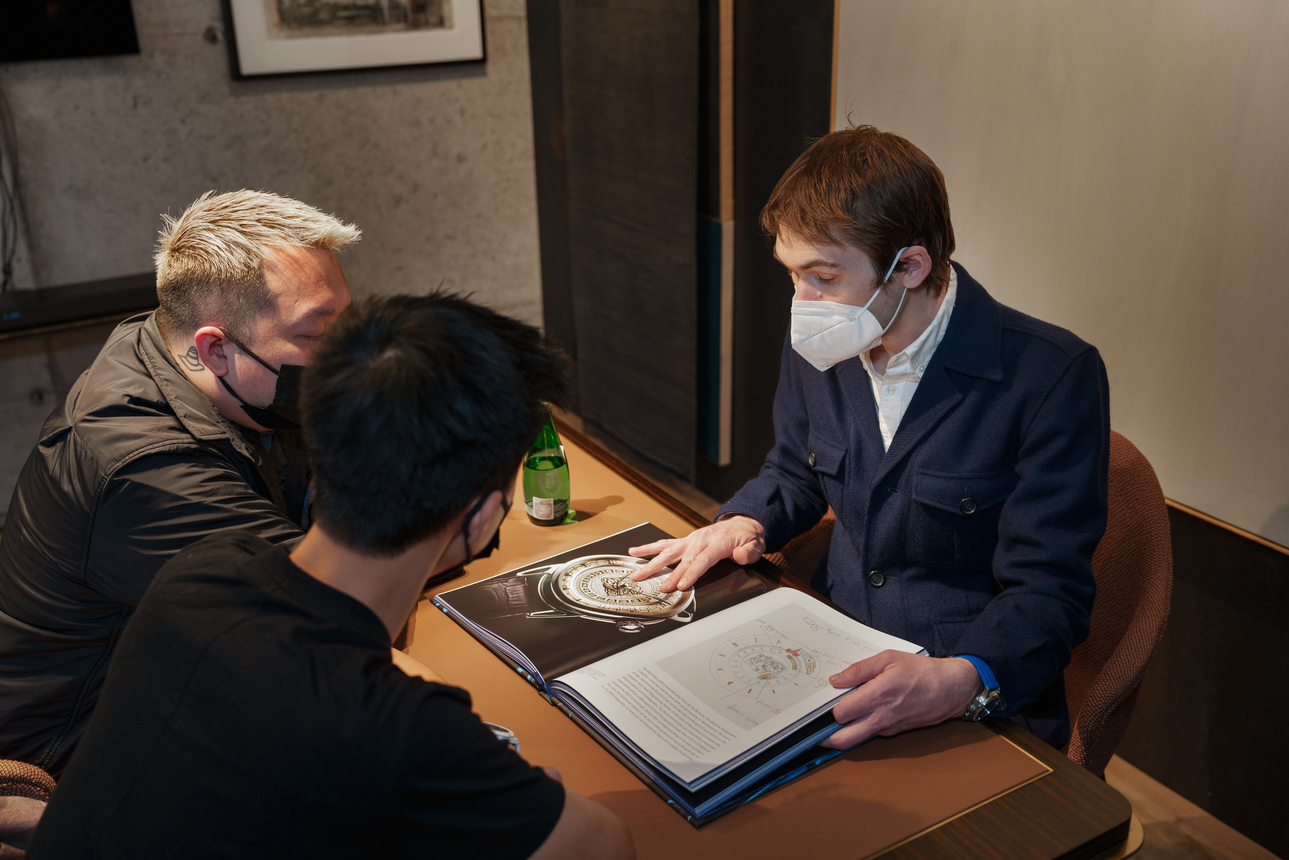 WATCHBOX. ФОТОГРАФ В ГОНКОНГЕ (СВАДЬБЫ, FASHION, СЕМЕЙНЫЕ, МЕРОПРИЯТИЯ, ФОТОПРОГУЛКИ)