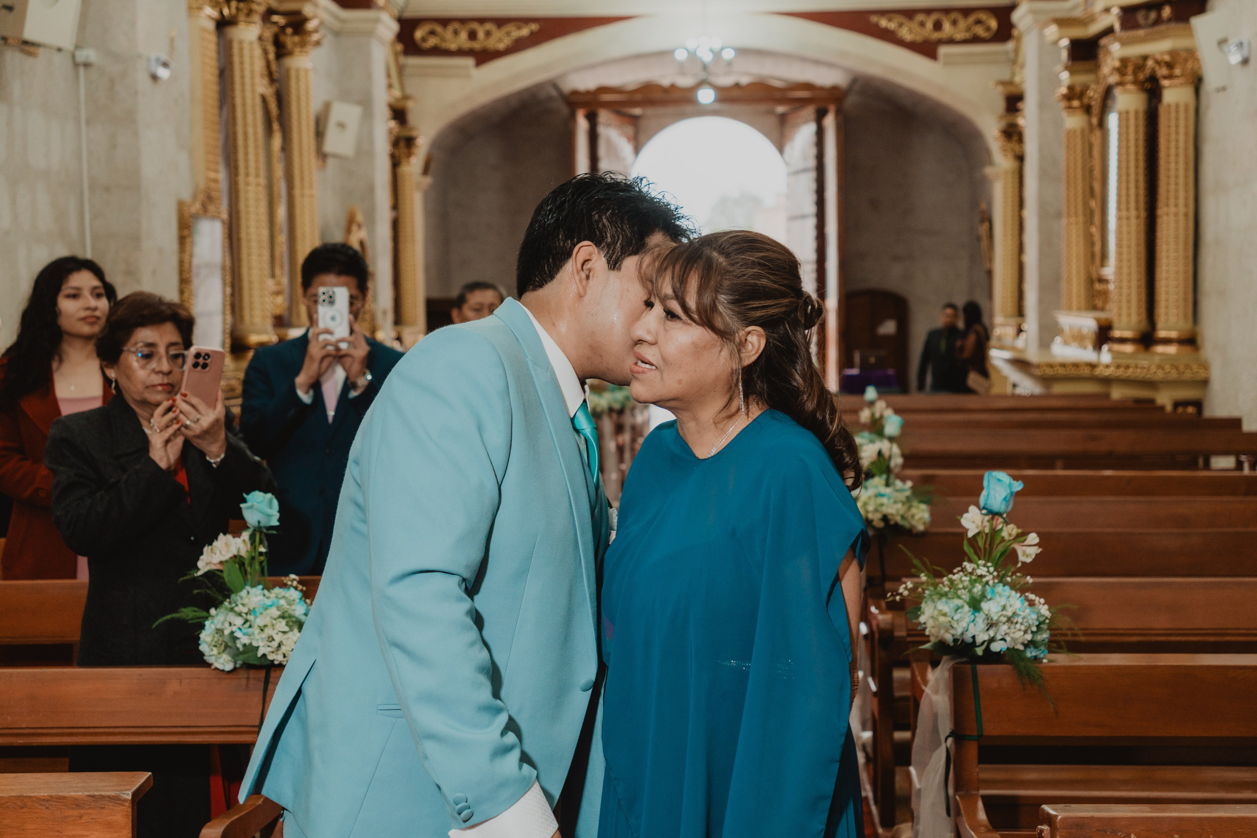 STEISY + EMMANUEL | BODA RELIGIOSA. Studio KVTA | Fotografía y Video de Bodas en Arequipa