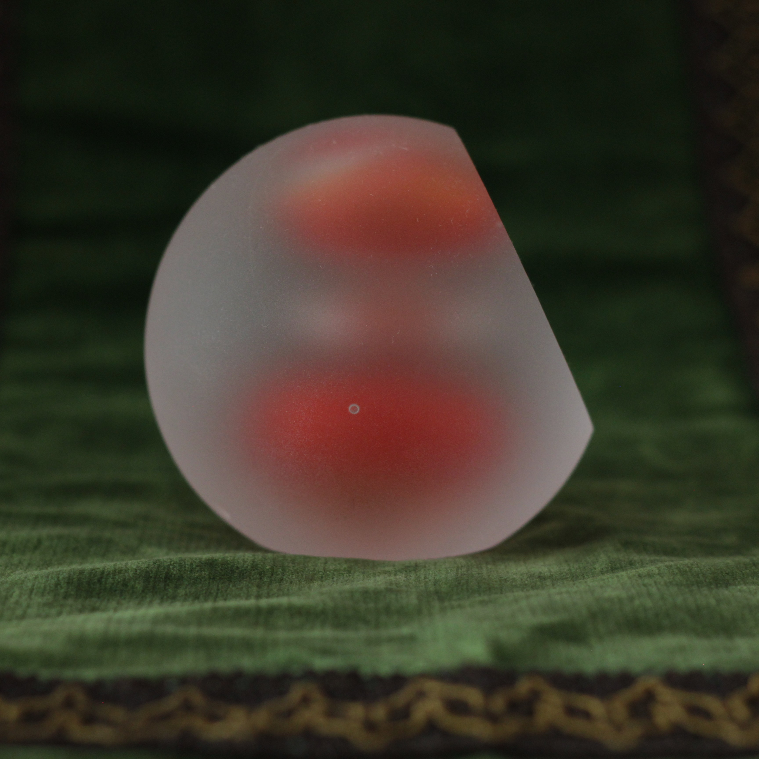 Orange. Современнные и актикварные украшения в Барселоне, Москве и Санкт-Петербурге