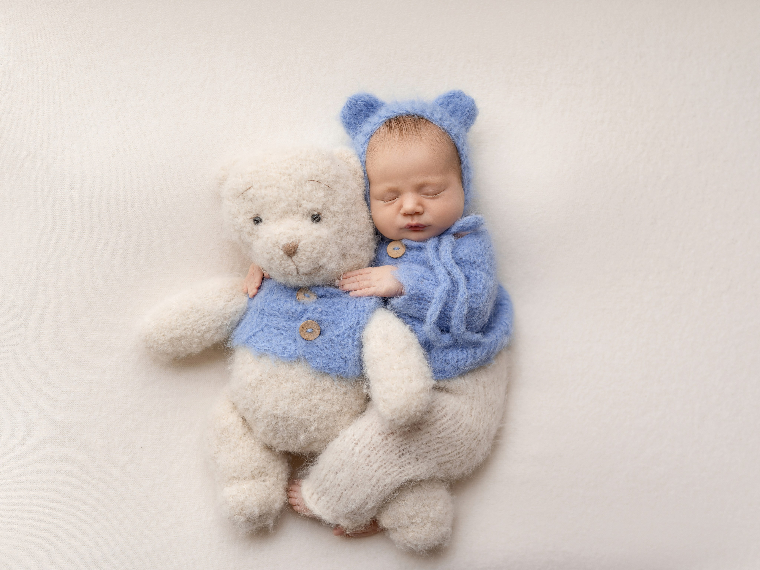 Esu Aleksandra naujagimių ir kudikių fotografė iš Vilniaus