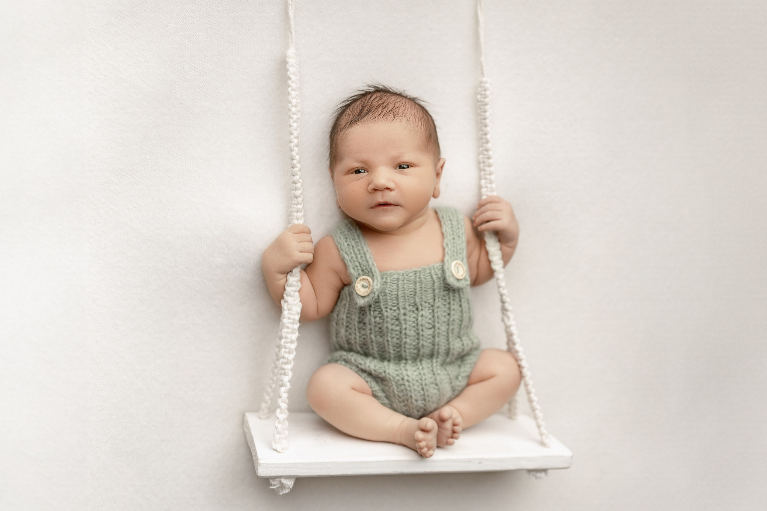 Esu Aleksandra naujagimių ir kudikių fotografė iš Vilniaus