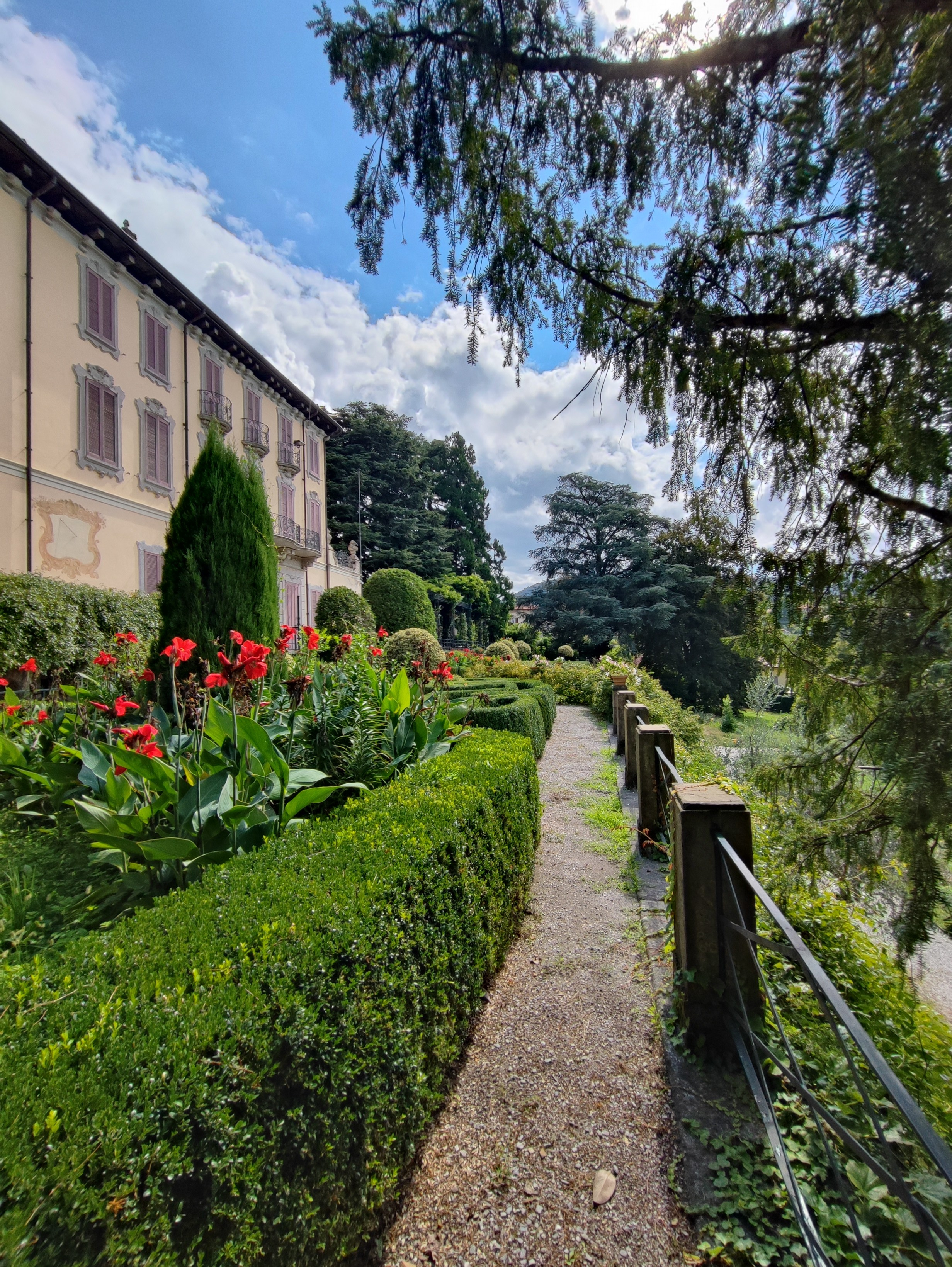 Lake view proposal. Wedding and proposal photographer Italy Como Milan Pavia Bergamo Tuscany Marija Galaka