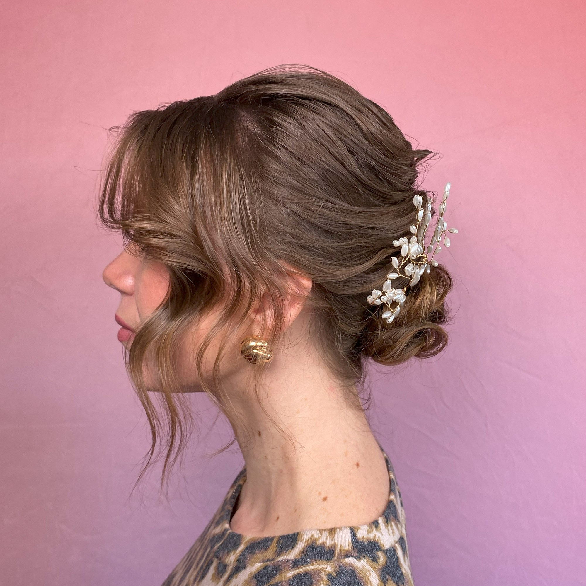 Wedding hairstyles in Rome, Italy. Curls, waves, up-do’s. Makeup artist and hairstylist in Rome Italy | Kate Lisi