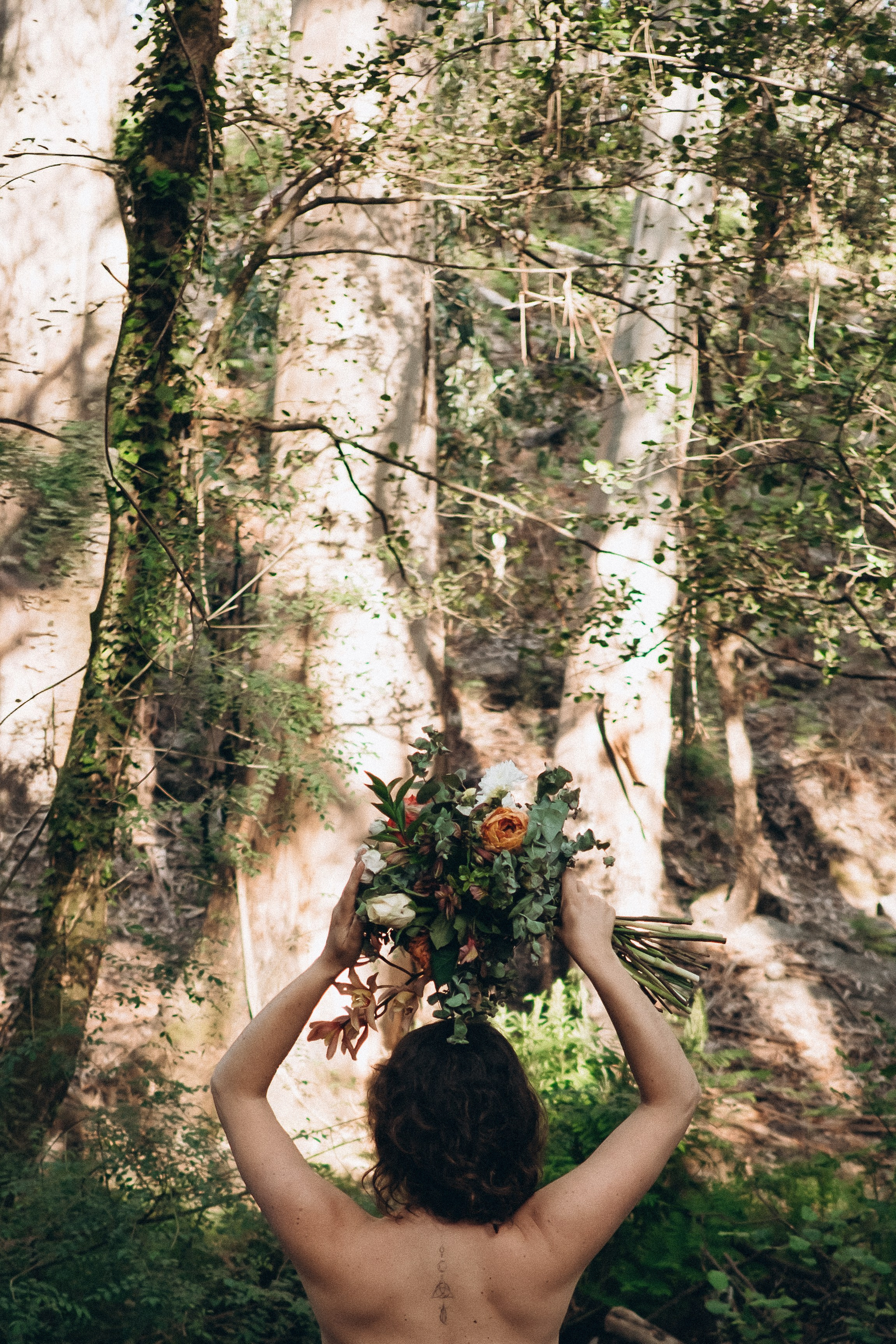 Maternity Photoshoot in Portugal — Artistic Pregnancy Session