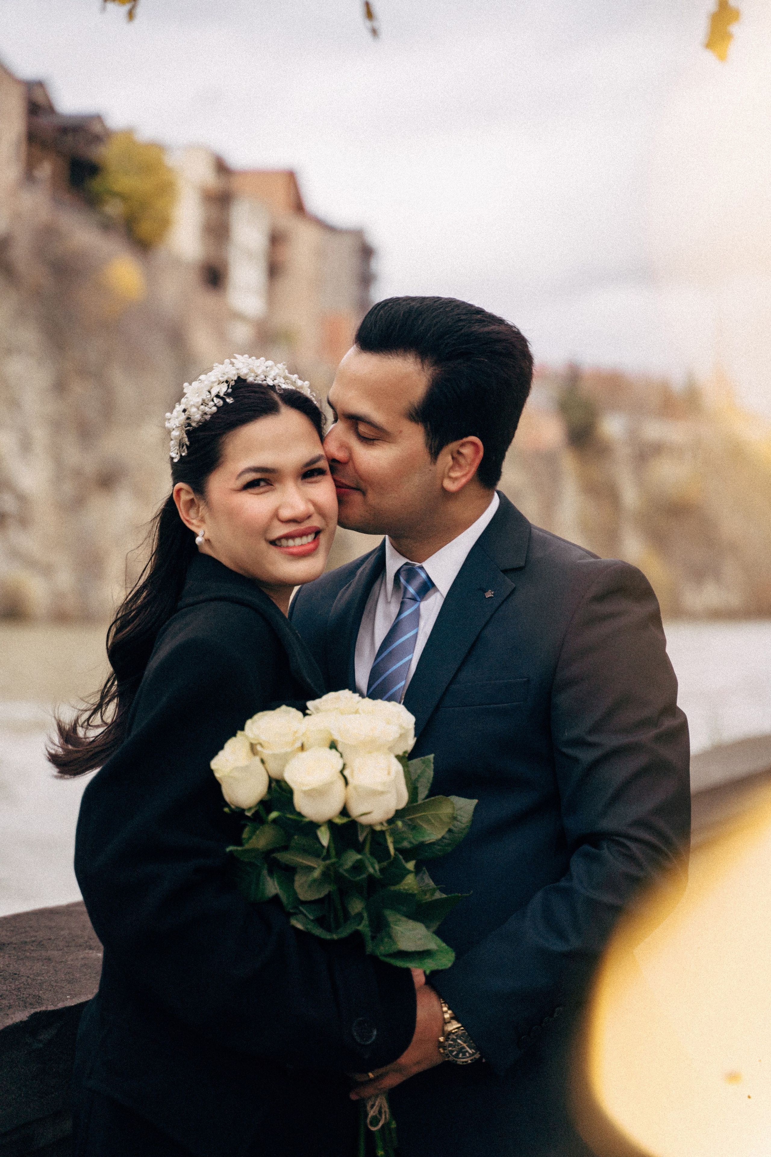 Wedding photo shoot in the Tbilisi Botanical Garden in winter