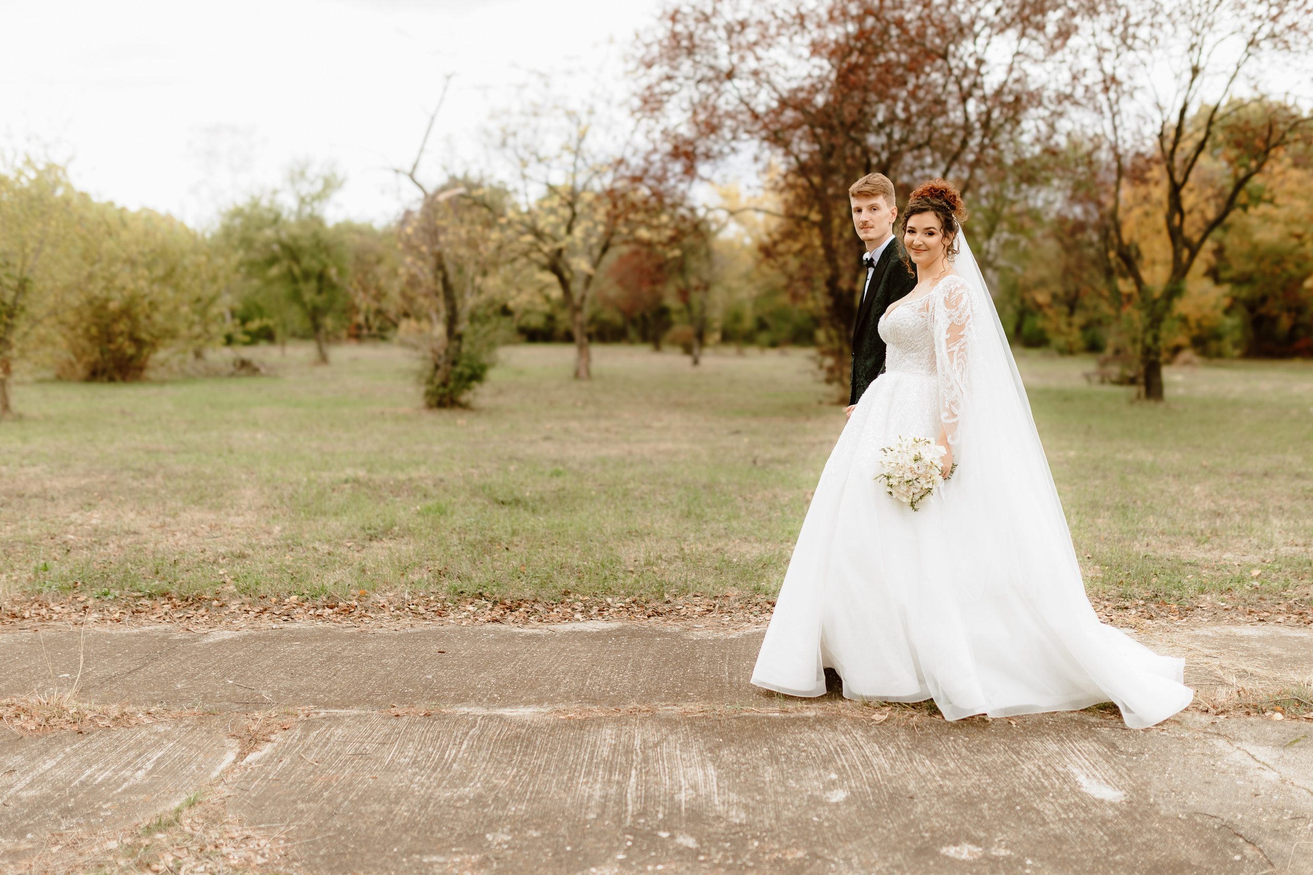 Alexandra & Adrian 🍀🧡🌿. Stefan Teodorescu — Fotograf de Nunta Ploiesti