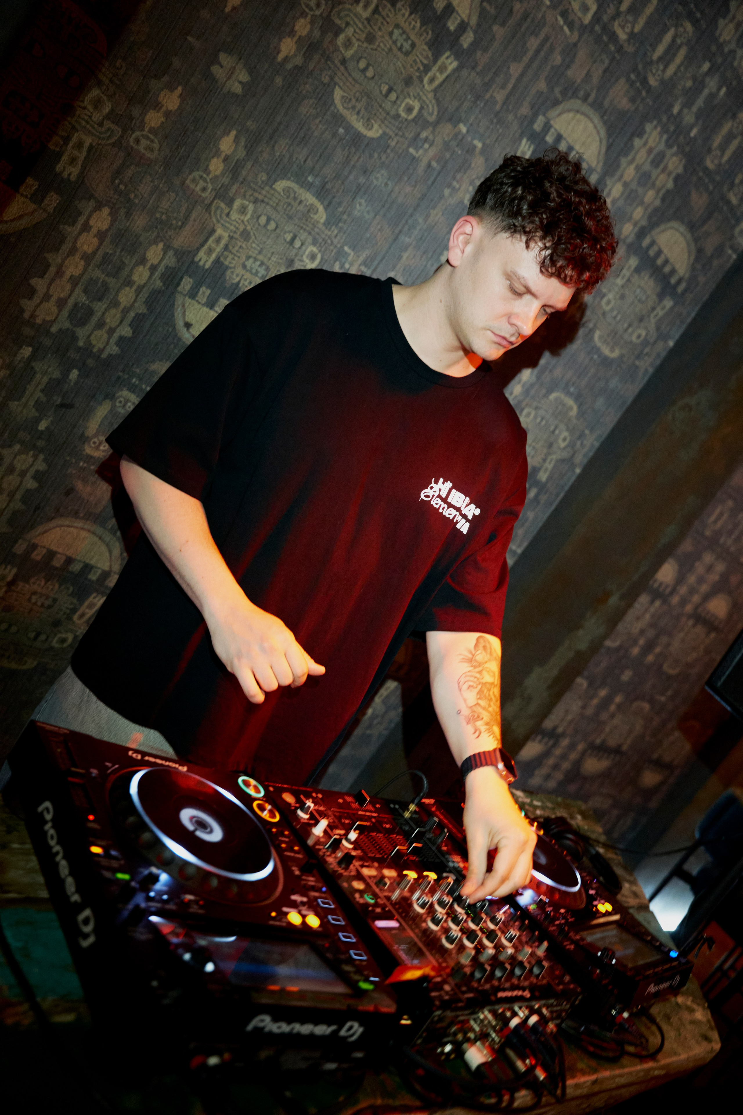 Hanna Asaulova | Events shoot in Vilnius | Professional Photoshoots. Hanna Asaulova — Fashion Photographer in Vilnius | Professional Fashion Photography