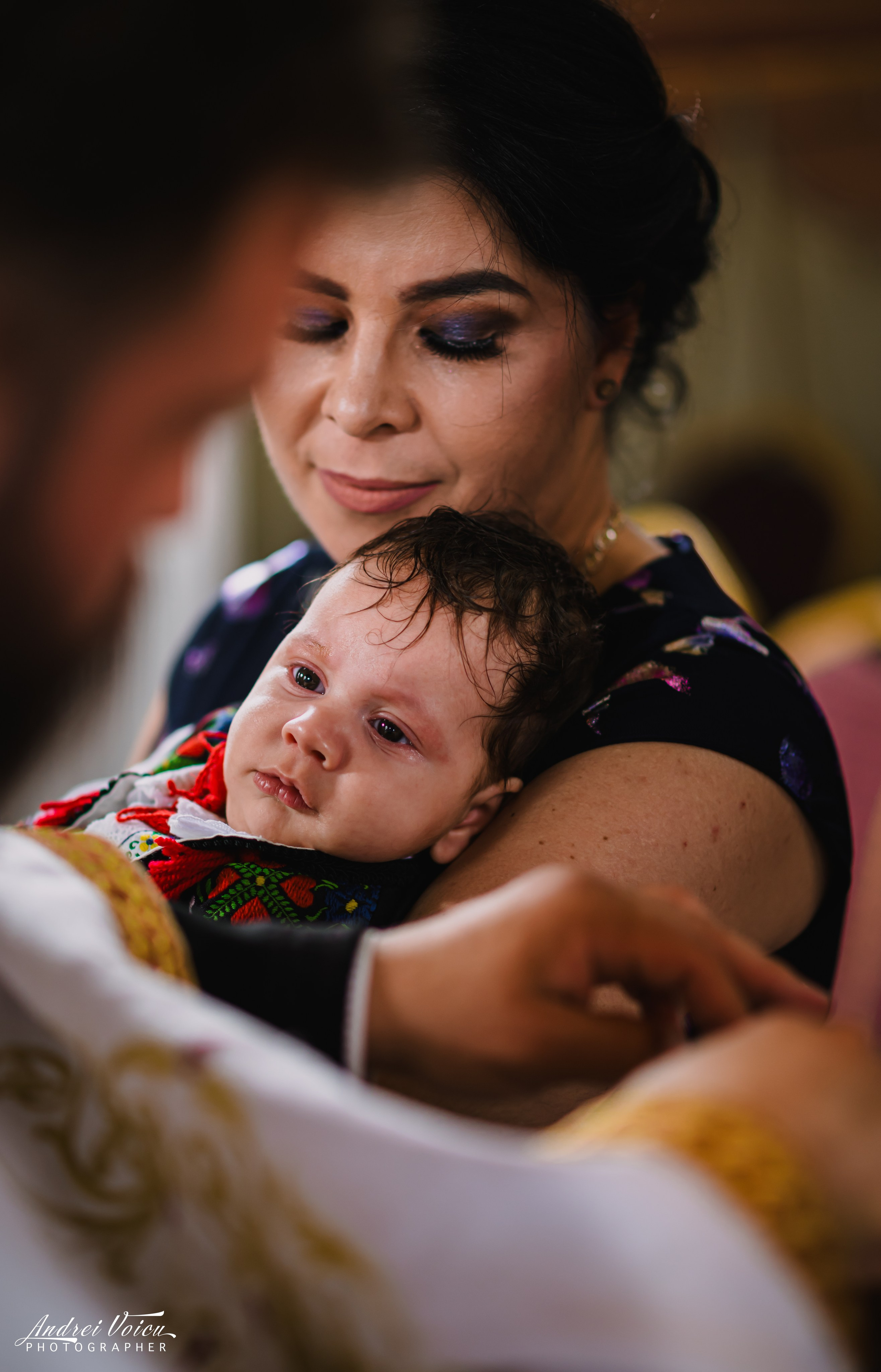 Fotografia de botez. Andrei Voicu Fotograf. Povești nescrise, surprinse atent