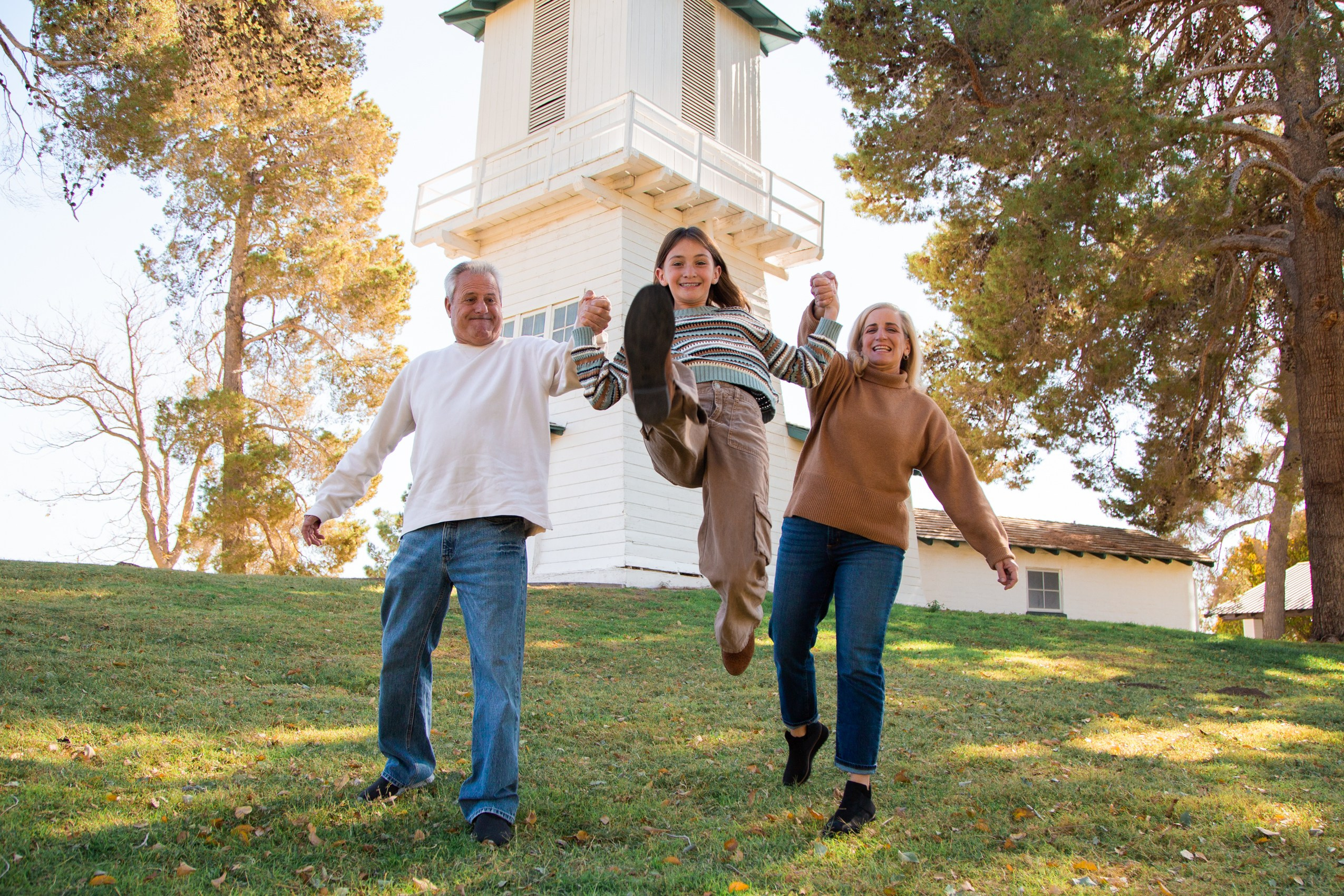 Bridgette, Michael & Lilli. Wedding & elopement photographer Viktoriya Kravtsov. Las Vegas