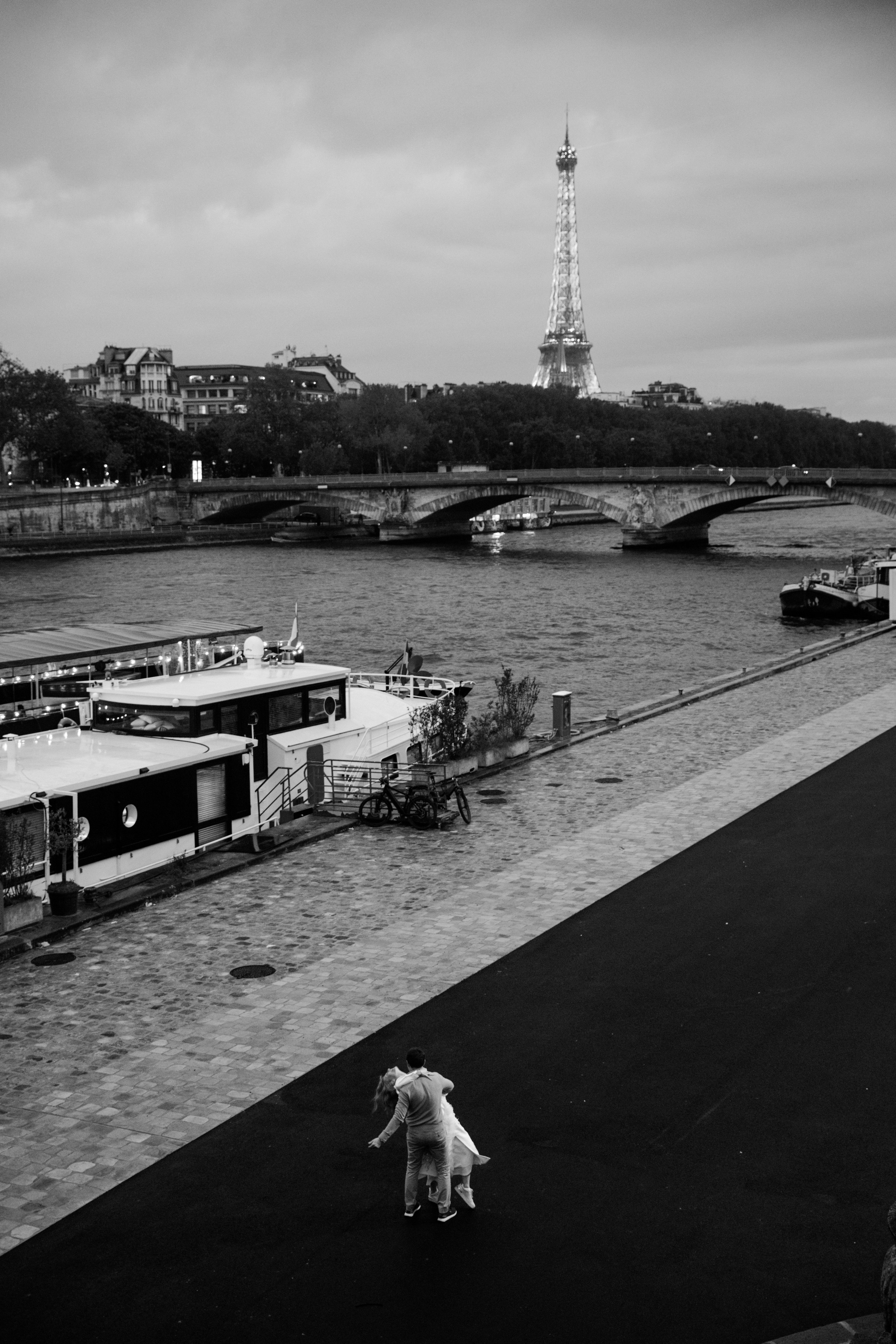 Tanya & Genya | Paris Love Story Photography. Paris Wedding Photographer