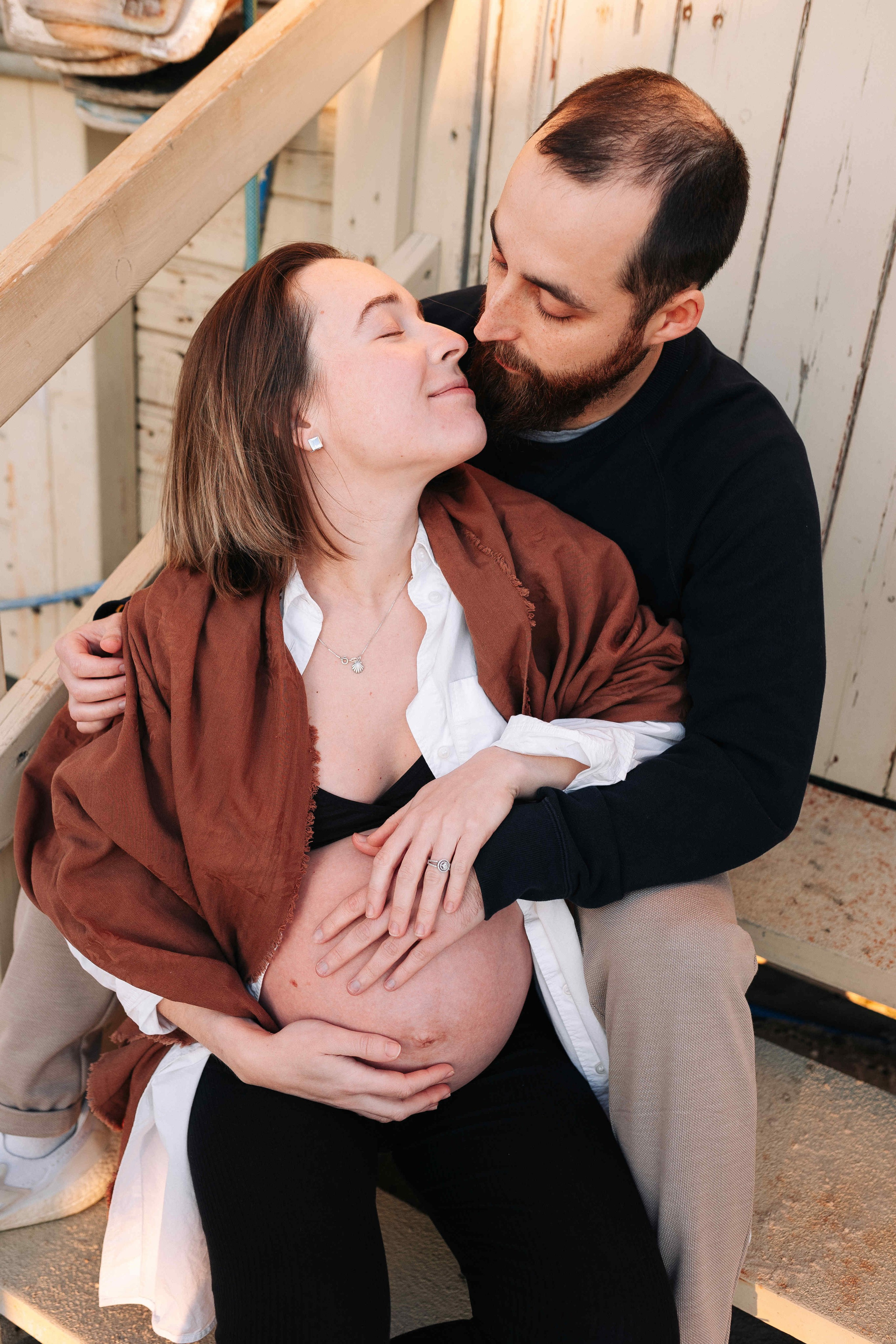 WINTER, PREGNANCY PHOTOSESSION (TEL AVIV). PHOTOGRAPHER IN ISRAEL