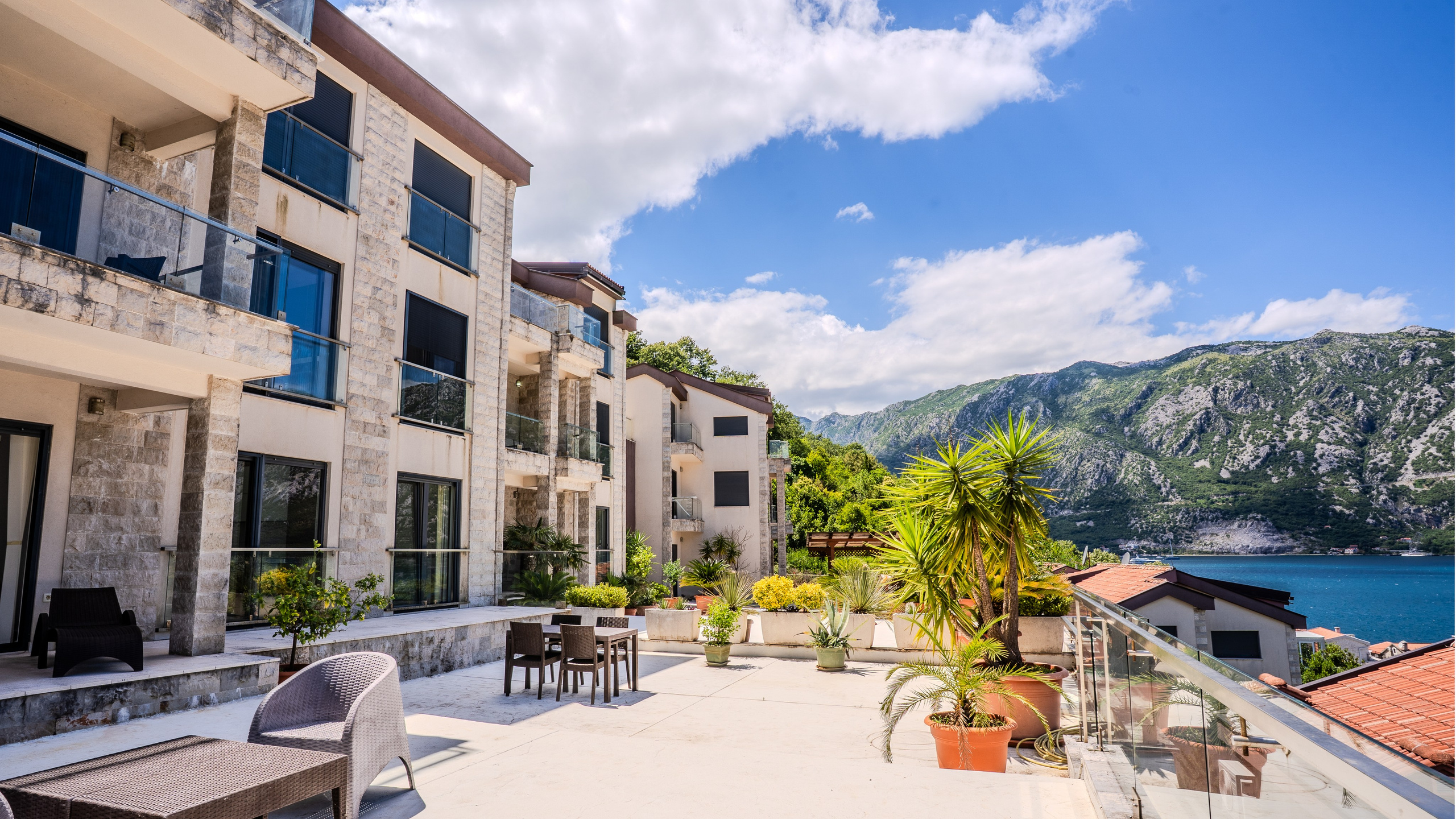 HOTEL / APARTMENTS / SPA. PHOTOGRAPHER|VIDEOGRAPHER MONTENEGRO