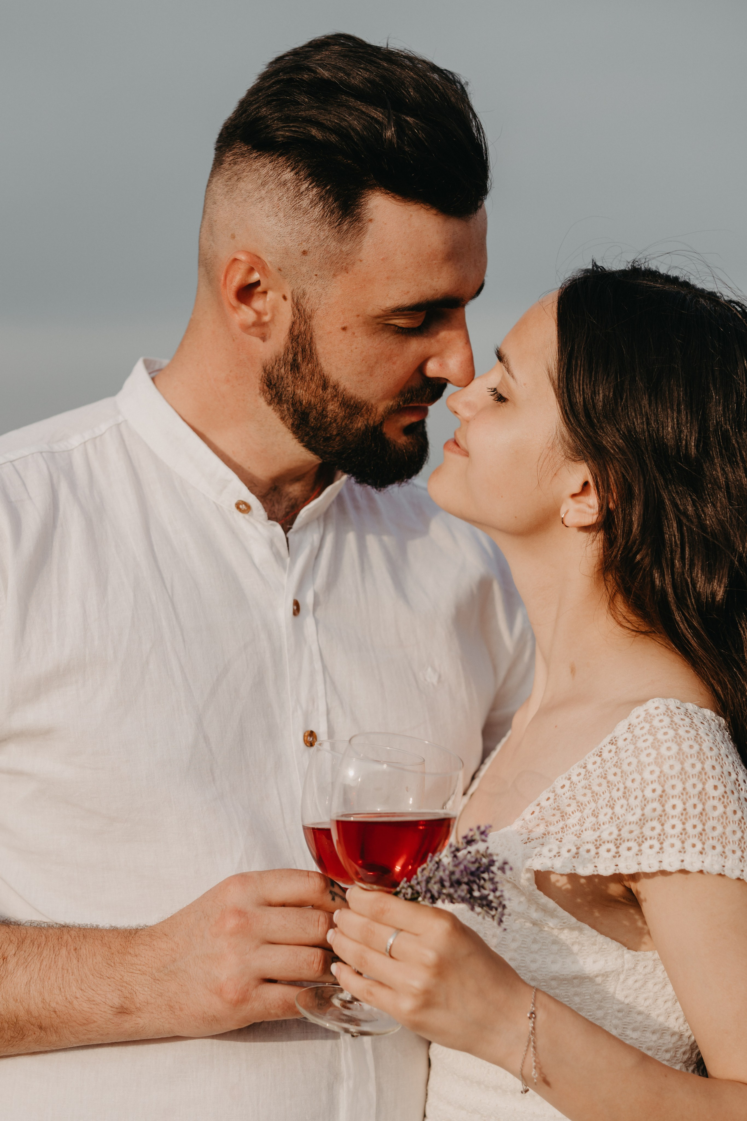 Hand in Hand. Fotograf Katowice – sesje indywidualne, rodzinne, ślubne