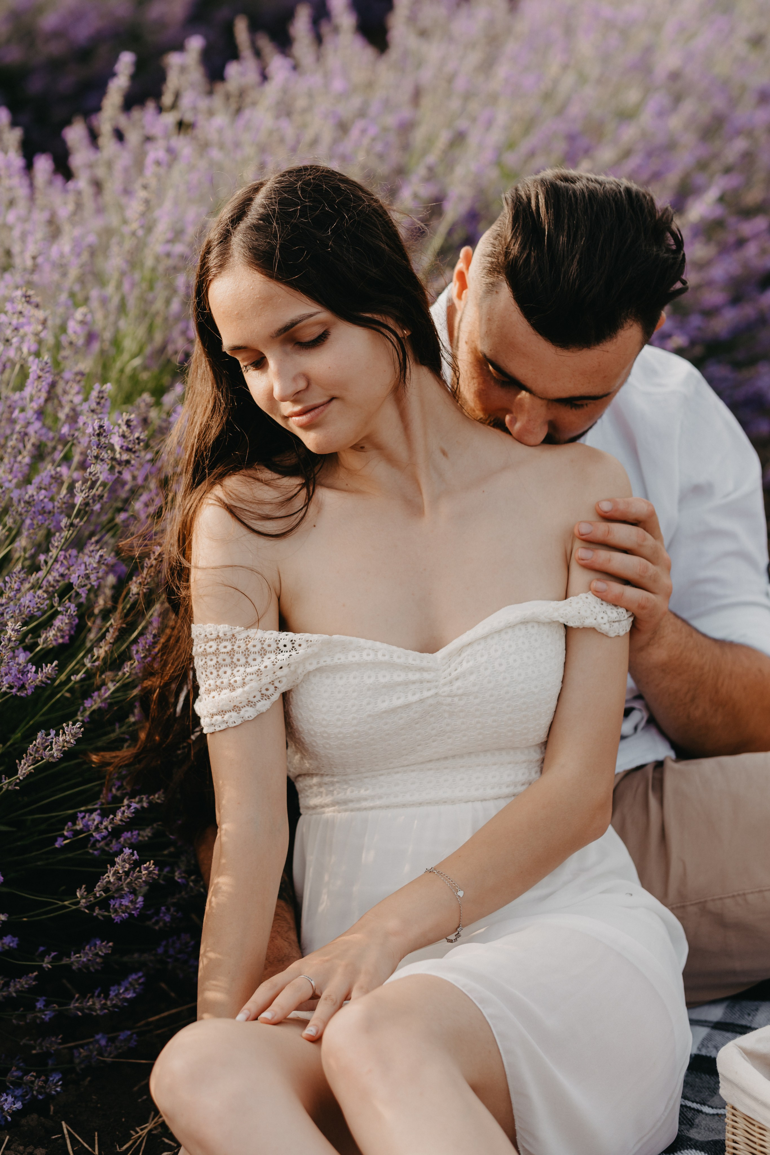 Hand in Hand. Fotograf Katowice – sesje indywidualne, rodzinne, ślubne