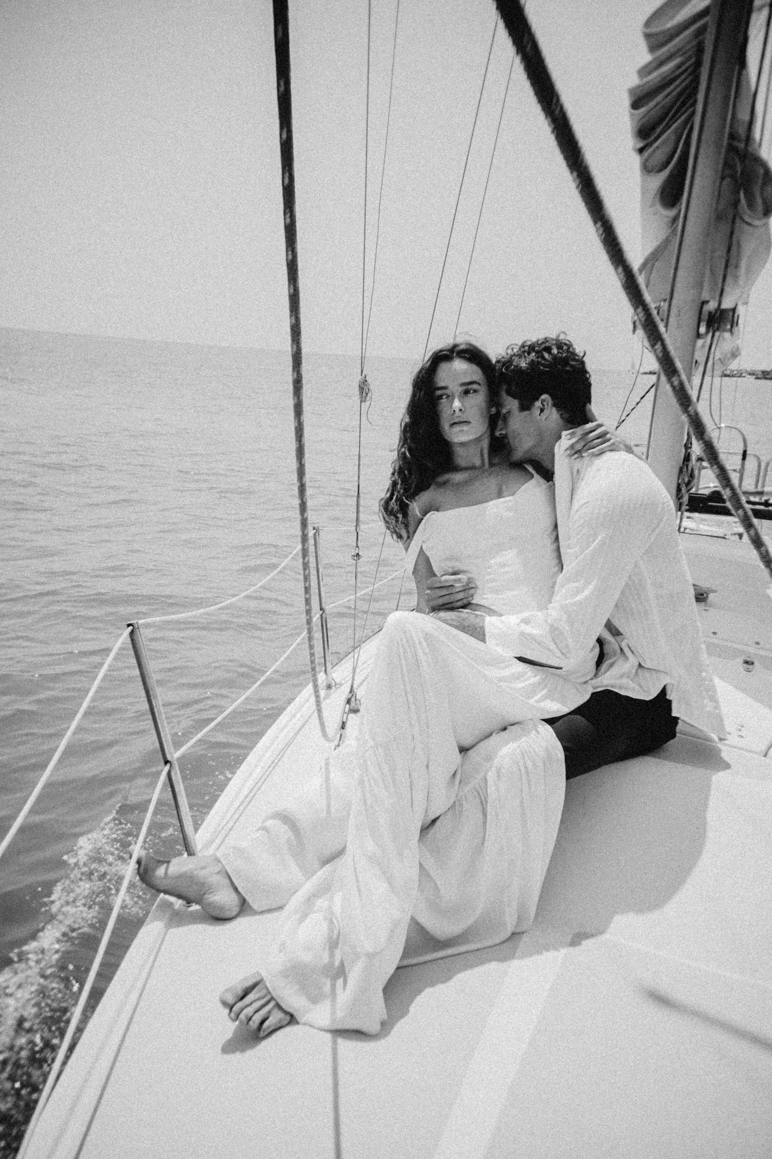 Love on the boat. Main